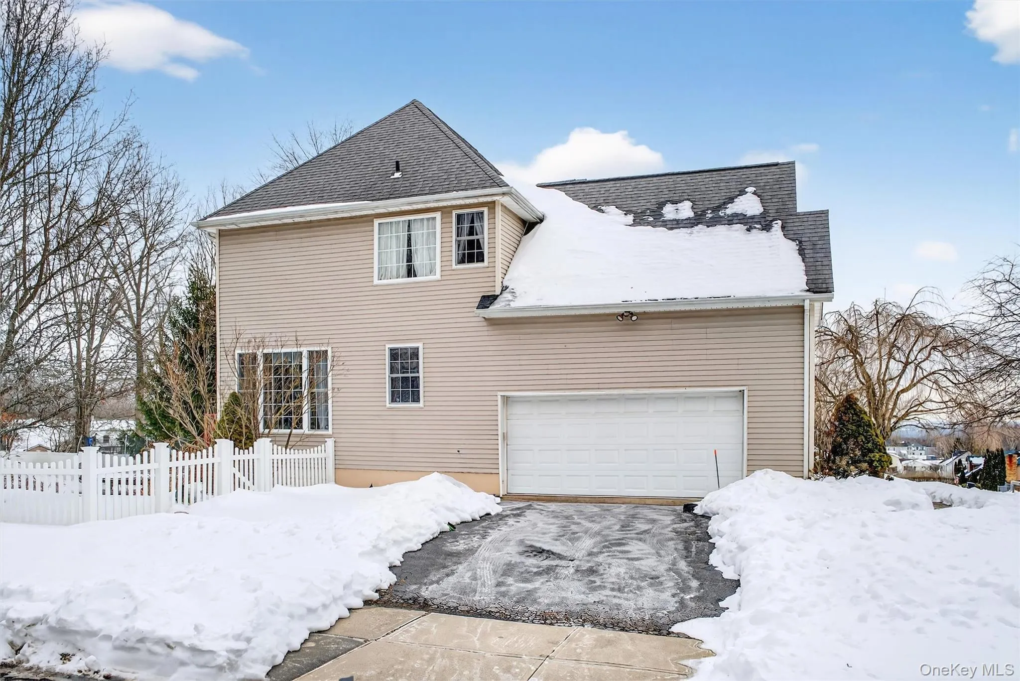 32 Woodstock Lane, Middletown, NY, 3 Bedrooms Bedrooms, 7 Rooms Rooms,2 BathroomsBathrooms,Residential,For Rent,Woodstock,0,962240 32 Woodstock Lane, Middletown, NY, 3 Bedrooms Bedrooms, 7 Rooms Rooms,2 BathroomsBathrooms,Residential,For Rent,Woodstock,0,962240