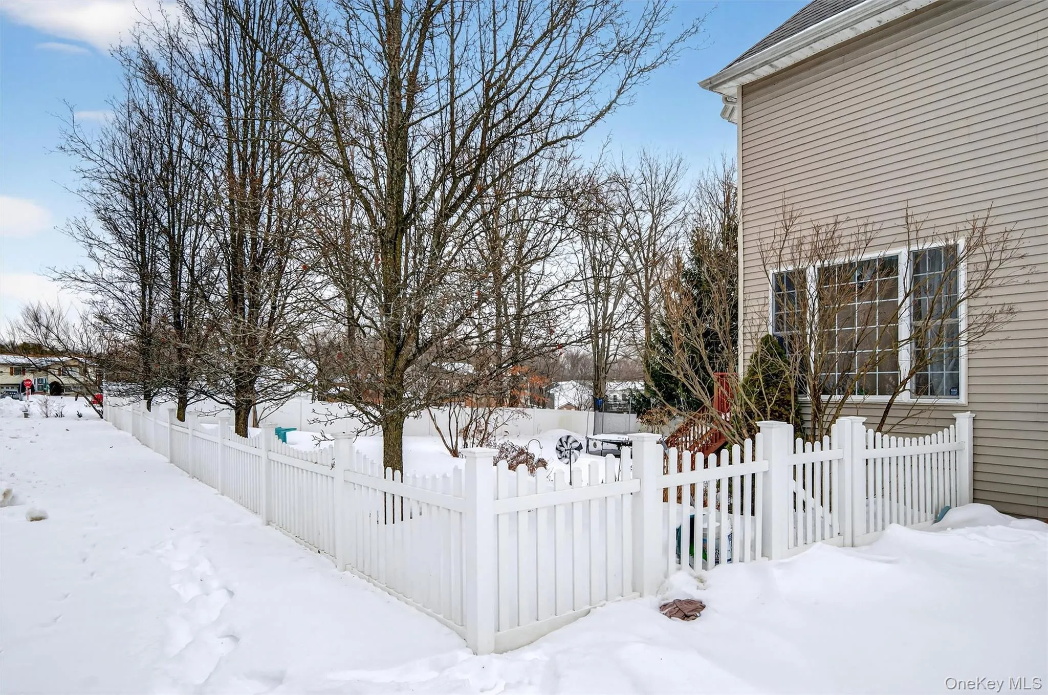 32 Woodstock Lane, Middletown, NY, 3 Bedrooms Bedrooms, 7 Rooms Rooms,2 BathroomsBathrooms,Residential,For Rent,Woodstock,0,962240 32 Woodstock Lane, Middletown, NY, 3 Bedrooms Bedrooms, 7 Rooms Rooms,2 BathroomsBathrooms,Residential,For Rent,Woodstock,0,962240