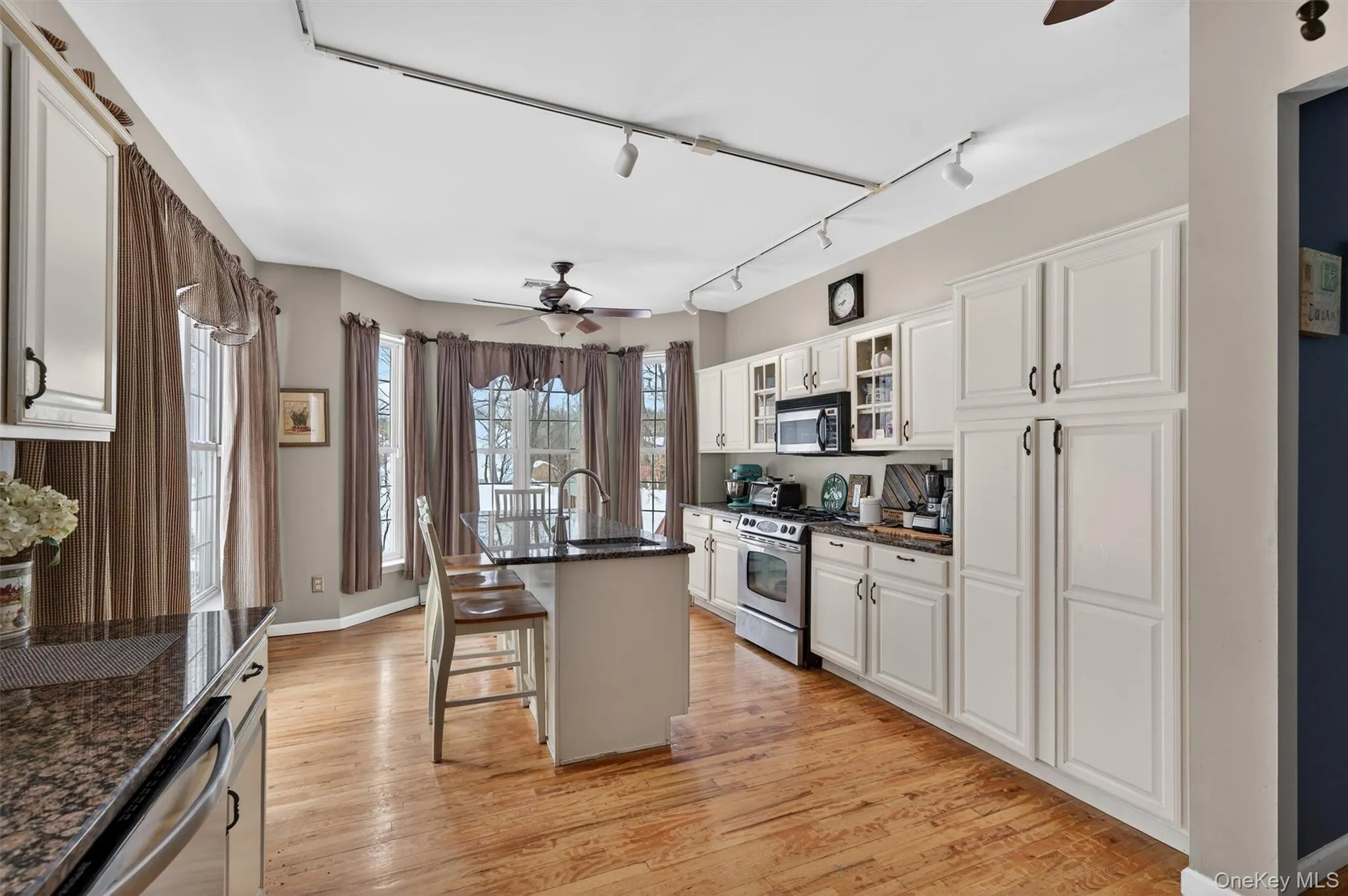 32 Woodstock Lane, Middletown, NY, 3 Bedrooms Bedrooms, 7 Rooms Rooms,2 BathroomsBathrooms,Residential,For Rent,Woodstock,0,962240 32 Woodstock Lane, Middletown, NY, 3 Bedrooms Bedrooms, 7 Rooms Rooms,2 BathroomsBathrooms,Residential,For Rent,Woodstock,0,962240