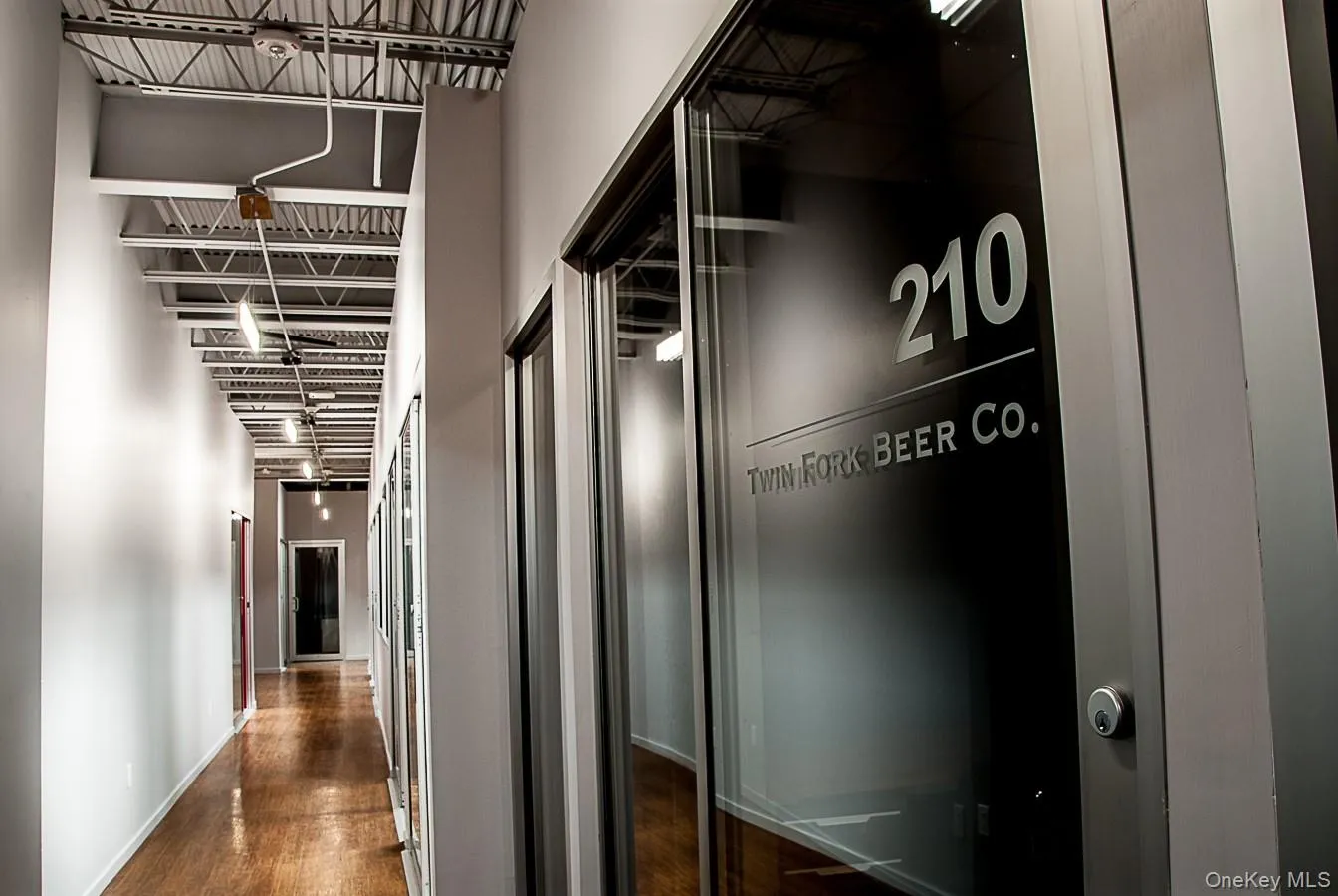 30 Main Street, Riverhead, NY, ,Commercial Lease,For Rent,Main,0,962256 30 Main Street, Riverhead, NY, ,Commercial Lease,For Rent,Main,0,962256