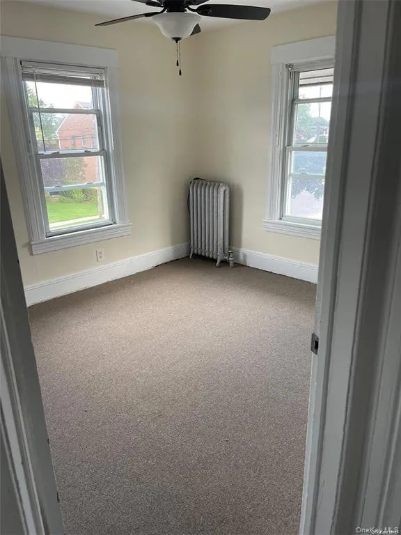 40 Southard Avenue, Hempstead, NY, 2 Bedrooms Bedrooms, 5 Rooms Rooms,1 BathroomBathrooms,Residential Lease,For Rent,Southard,0,962257 40 Southard Avenue, Hempstead, NY, 2 Bedrooms Bedrooms, 5 Rooms Rooms,1 BathroomBathrooms,Residential Lease,For Rent,Southard,0,962257