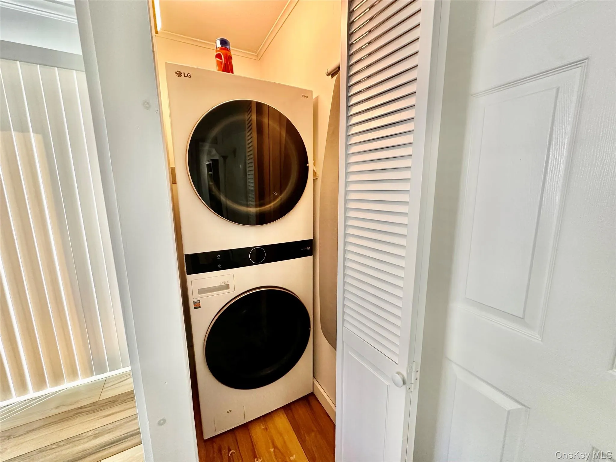 16 Osceola Lane, Southampton, NY, 2 Bedrooms Bedrooms, 4 Rooms Rooms,1 BathroomBathrooms,Residential Lease,For Rent,Osceola,0,962264 16 Osceola Lane, Southampton, NY, 2 Bedrooms Bedrooms, 4 Rooms Rooms,1 BathroomBathrooms,Residential Lease,For Rent,Osceola,0,962264