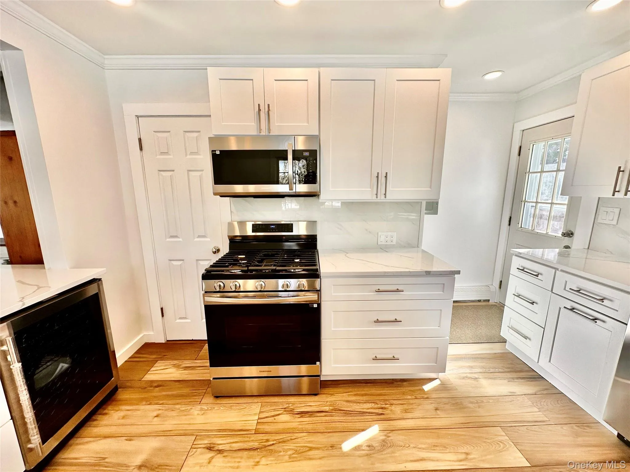 16 Osceola Lane, Southampton, NY, 2 Bedrooms Bedrooms, 4 Rooms Rooms,1 BathroomBathrooms,Residential Lease,For Rent,Osceola,0,962264 16 Osceola Lane, Southampton, NY, 2 Bedrooms Bedrooms, 4 Rooms Rooms,1 BathroomBathrooms,Residential Lease,For Rent,Osceola,0,962264