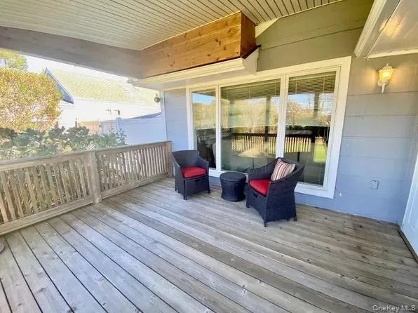 16 Osceola Lane, Southampton, NY, 2 Bedrooms Bedrooms, 4 Rooms Rooms,1 BathroomBathrooms,Residential Lease,For Rent,Osceola,0,962264 16 Osceola Lane, Southampton, NY, 2 Bedrooms Bedrooms, 4 Rooms Rooms,1 BathroomBathrooms,Residential Lease,For Rent,Osceola,0,962264