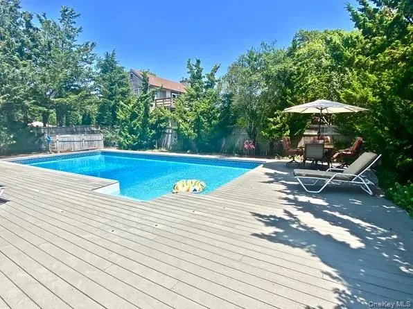 16 Osceola Lane, Southampton, NY, 2 Bedrooms Bedrooms, 4 Rooms Rooms,1 BathroomBathrooms,Residential Lease,For Rent,Osceola,0,962264 16 Osceola Lane, Southampton, NY, 2 Bedrooms Bedrooms, 4 Rooms Rooms,1 BathroomBathrooms,Residential Lease,For Rent,Osceola,0,962264