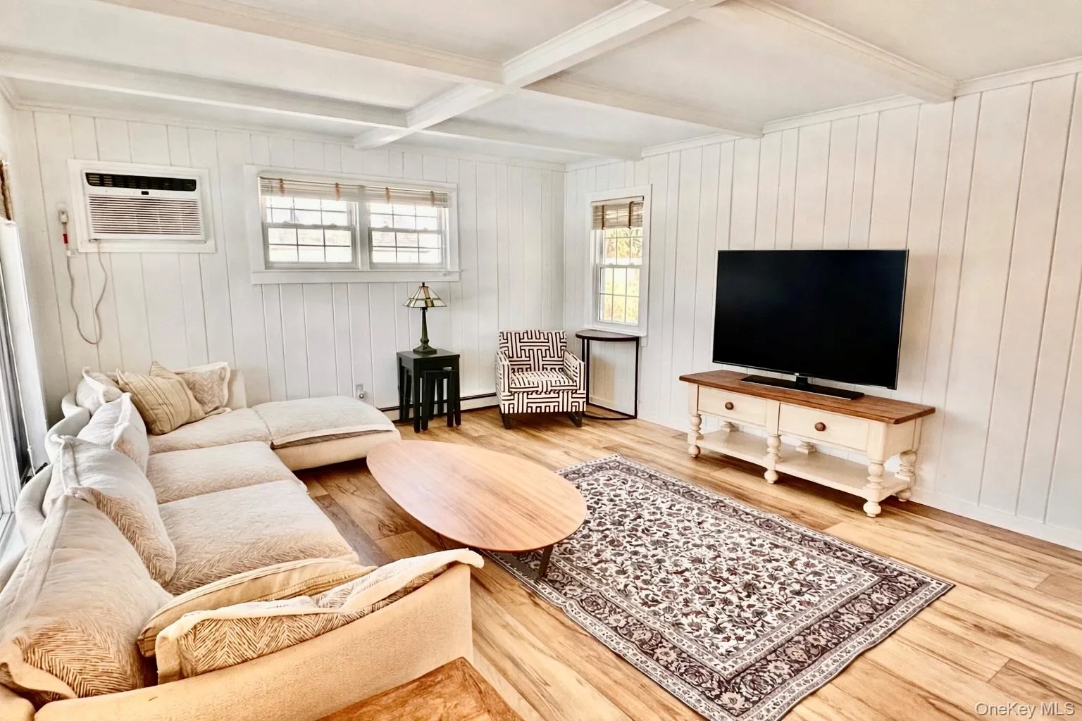 16 Osceola Lane, Southampton, NY, 2 Bedrooms Bedrooms, 4 Rooms Rooms,1 BathroomBathrooms,Residential Lease,For Rent,Osceola,0,962264 16 Osceola Lane, Southampton, NY, 2 Bedrooms Bedrooms, 4 Rooms Rooms,1 BathroomBathrooms,Residential Lease,For Rent,Osceola,0,962264