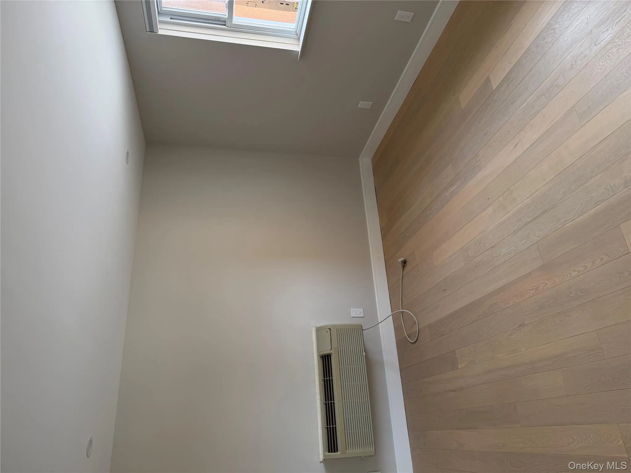 320 Post Avenue, North Hempstead, NY, 1 Bedroom Bedrooms, 3 Rooms Rooms,1 BathroomBathrooms,Residential Lease,For Rent,Post,0,962290 320 Post Avenue, North Hempstead, NY, 1 Bedroom Bedrooms, 3 Rooms Rooms,1 BathroomBathrooms,Residential Lease,For Rent,Post,0,962290