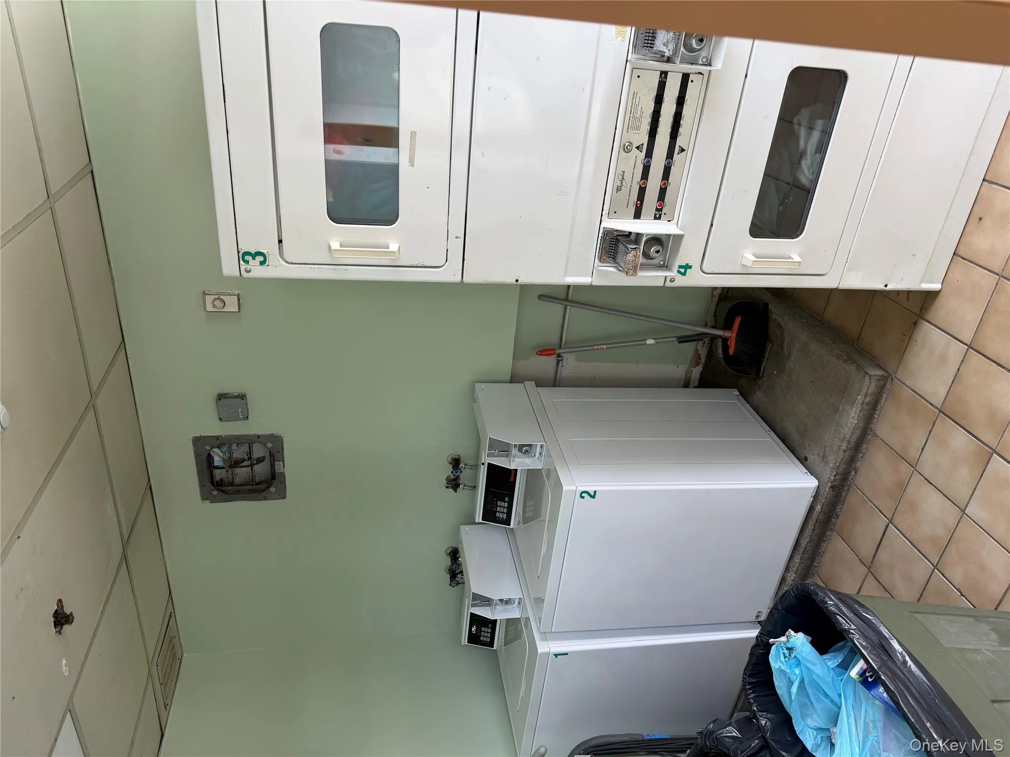 320 Post Avenue, North Hempstead, NY, 1 Bedroom Bedrooms, 3 Rooms Rooms,1 BathroomBathrooms,Residential Lease,For Rent,Post,0,962291 320 Post Avenue, North Hempstead, NY, 1 Bedroom Bedrooms, 3 Rooms Rooms,1 BathroomBathrooms,Residential Lease,For Rent,Post,0,962291