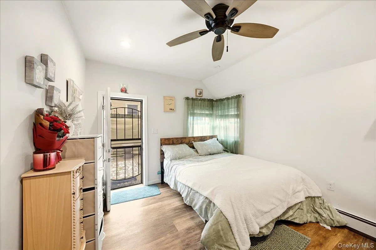 133B Edgewater Park, New York, NY, 2 Bedrooms Bedrooms, 6 Rooms Rooms,1 BathroomBathrooms,Residential,For Rent,Edgewater,0,962330 133B Edgewater Park, New York, NY, 2 Bedrooms Bedrooms, 6 Rooms Rooms,1 BathroomBathrooms,Residential,For Rent,Edgewater,0,962330