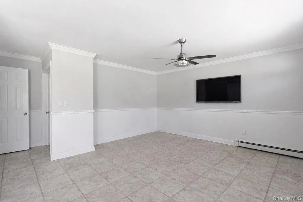 164-14 85th Street, New York, NY, 4 Bedrooms Bedrooms, 8 Rooms Rooms,3 BathroomsBathrooms,Residential,For Rent,85th,0,962332 164-14 85th Street, New York, NY, 4 Bedrooms Bedrooms, 8 Rooms Rooms,3 BathroomsBathrooms,Residential,For Rent,85th,0,962332