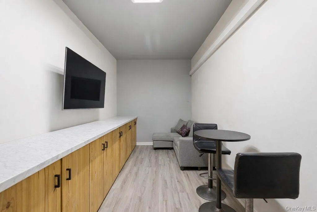 164-14 85th Street, New York, NY, 4 Bedrooms Bedrooms, 8 Rooms Rooms,3 BathroomsBathrooms,Residential,For Rent,85th,0,962332 164-14 85th Street, New York, NY, 4 Bedrooms Bedrooms, 8 Rooms Rooms,3 BathroomsBathrooms,Residential,For Rent,85th,0,962332