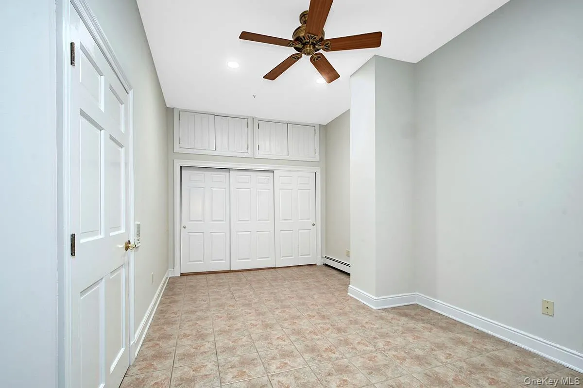 First Level In Law, Au pair, Guest Room, Gym First Level In Law, Au pair, Guest Room, Gym