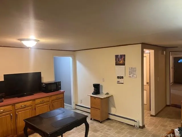 178 Adirondack Drive, Brookhaven, NY, 5 Bedrooms Bedrooms, 7 Rooms Rooms,2 BathroomsBathrooms,Residential Lease,For Rent,Adirondack,0,962351 178 Adirondack Drive, Brookhaven, NY, 5 Bedrooms Bedrooms, 7 Rooms Rooms,2 BathroomsBathrooms,Residential Lease,For Rent,Adirondack,0,962351