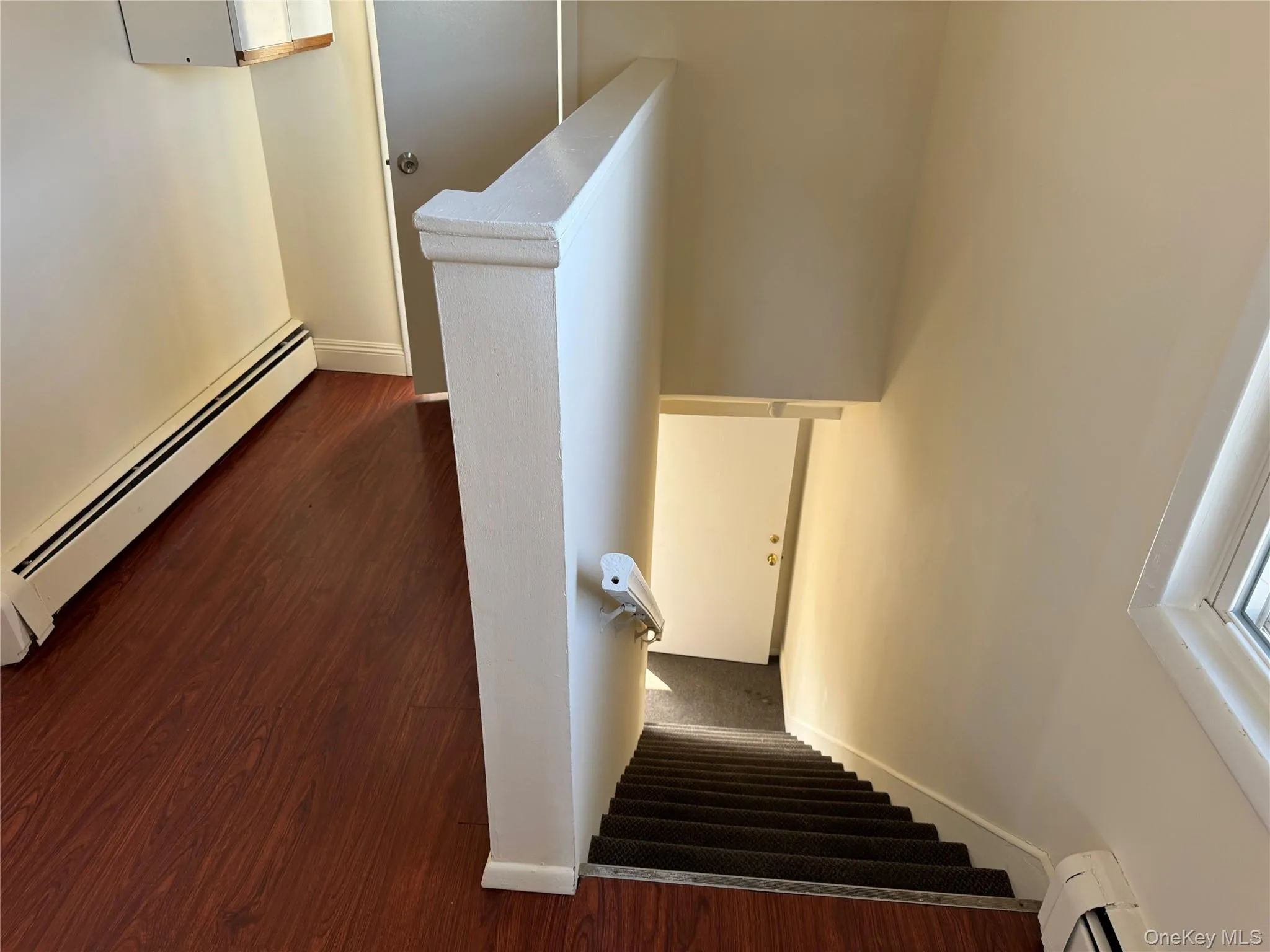 61 Nassau Avenue, Glen Cove, NY, 2 Bedrooms Bedrooms, 5 Rooms Rooms,1 BathroomBathrooms,Residential Lease,For Rent,Nassau,0,962355 61 Nassau Avenue, Glen Cove, NY, 2 Bedrooms Bedrooms, 5 Rooms Rooms,1 BathroomBathrooms,Residential Lease,For Rent,Nassau,0,962355