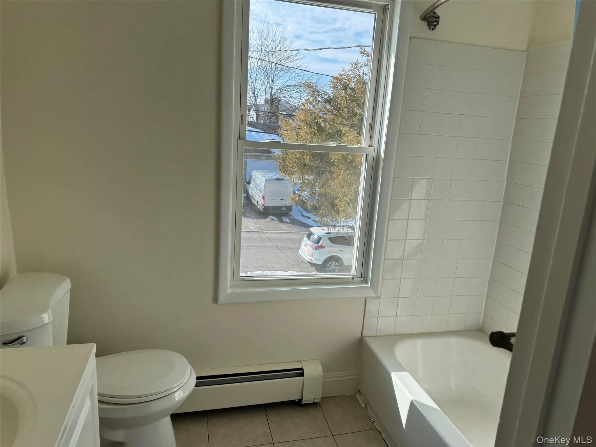 61 Nassau Avenue, Glen Cove, NY, 2 Bedrooms Bedrooms, 5 Rooms Rooms,1 BathroomBathrooms,Residential Lease,For Rent,Nassau,0,962355 61 Nassau Avenue, Glen Cove, NY, 2 Bedrooms Bedrooms, 5 Rooms Rooms,1 BathroomBathrooms,Residential Lease,For Rent,Nassau,0,962355