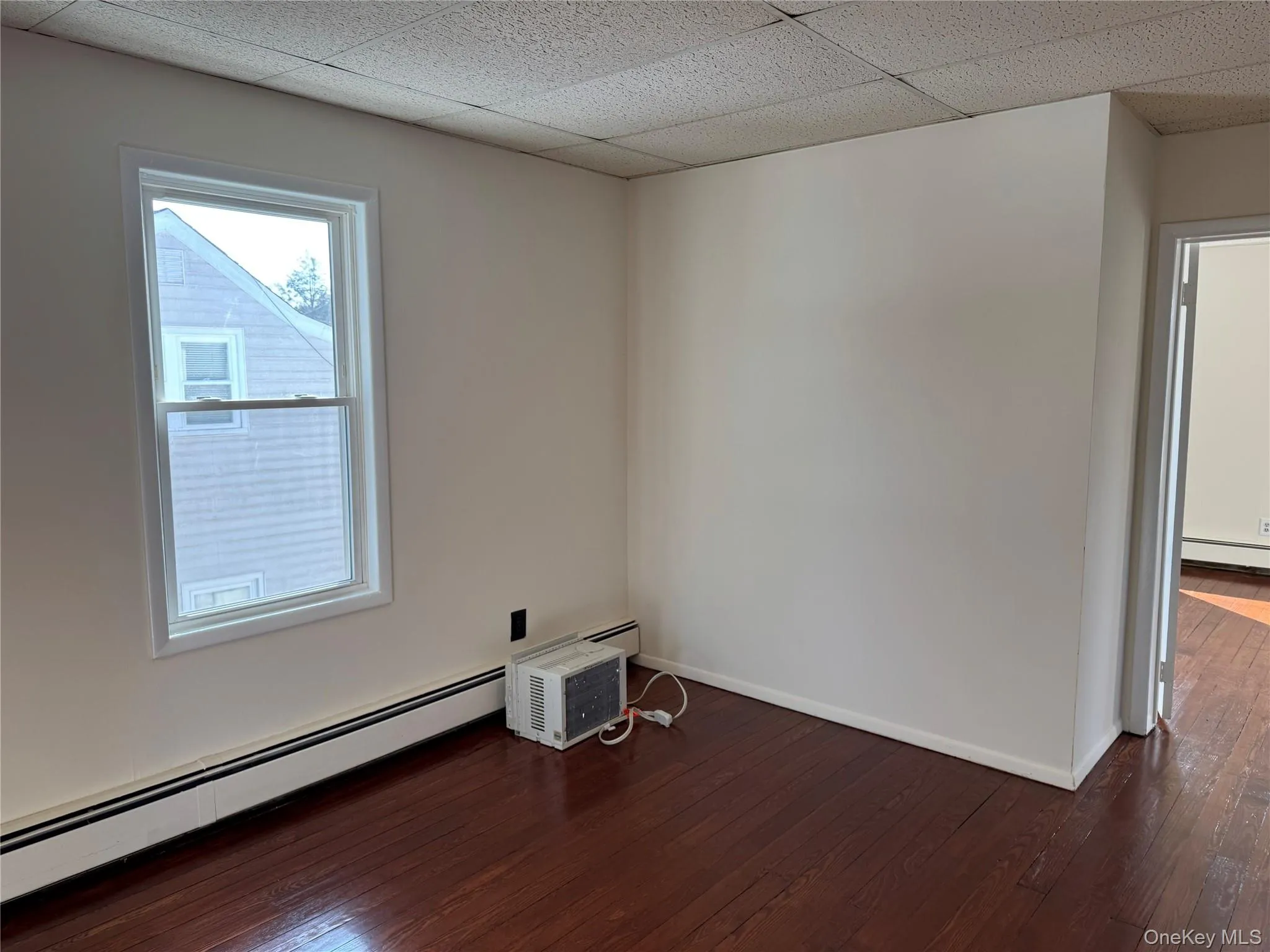 61 Nassau Avenue, Glen Cove, NY, 2 Bedrooms Bedrooms, 5 Rooms Rooms,1 BathroomBathrooms,Residential Lease,For Rent,Nassau,0,962355 61 Nassau Avenue, Glen Cove, NY, 2 Bedrooms Bedrooms, 5 Rooms Rooms,1 BathroomBathrooms,Residential Lease,For Rent,Nassau,0,962355