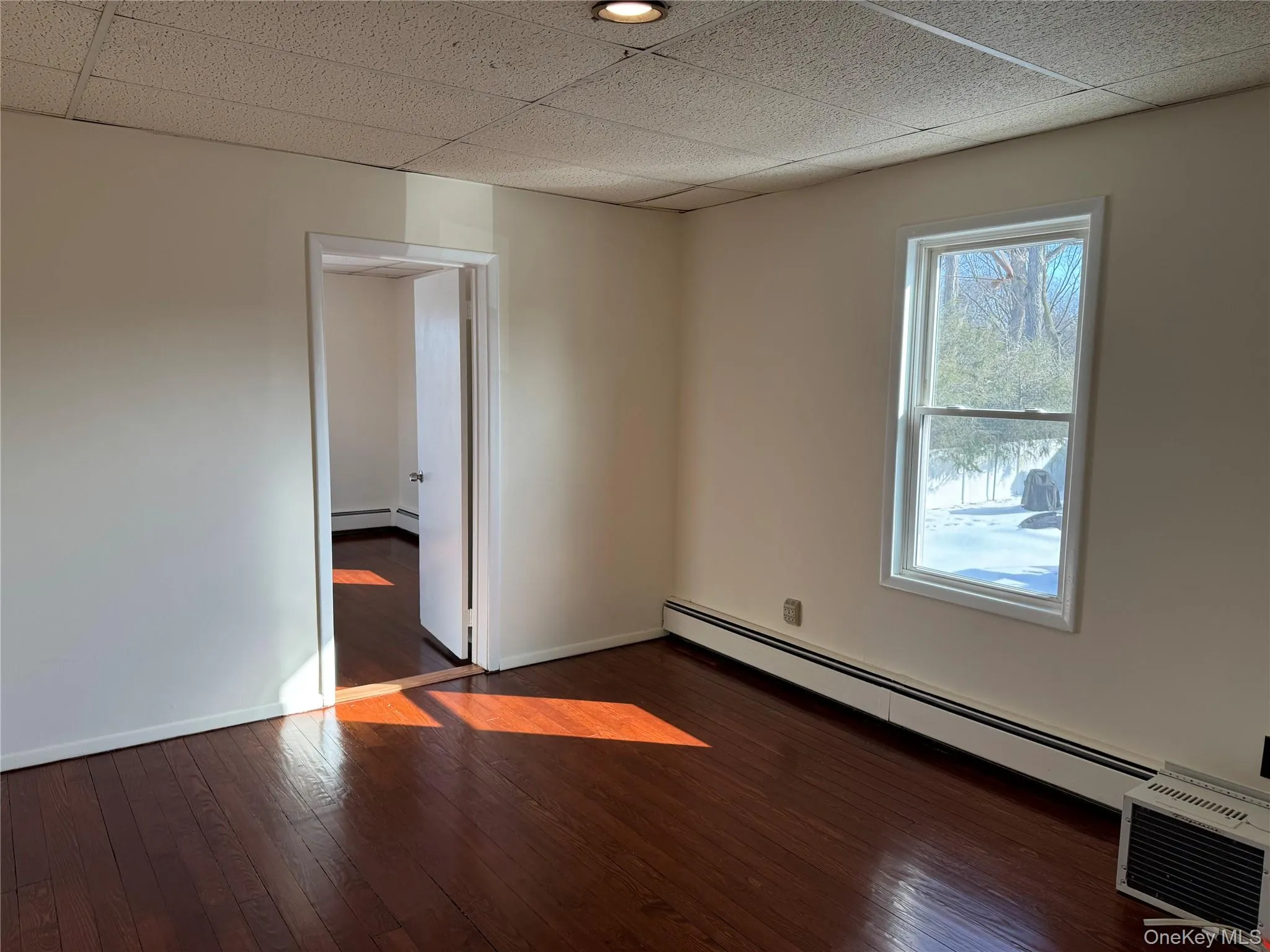 61 Nassau Avenue, Glen Cove, NY, 2 Bedrooms Bedrooms, 5 Rooms Rooms,1 BathroomBathrooms,Residential Lease,For Rent,Nassau,0,962355 61 Nassau Avenue, Glen Cove, NY, 2 Bedrooms Bedrooms, 5 Rooms Rooms,1 BathroomBathrooms,Residential Lease,For Rent,Nassau,0,962355