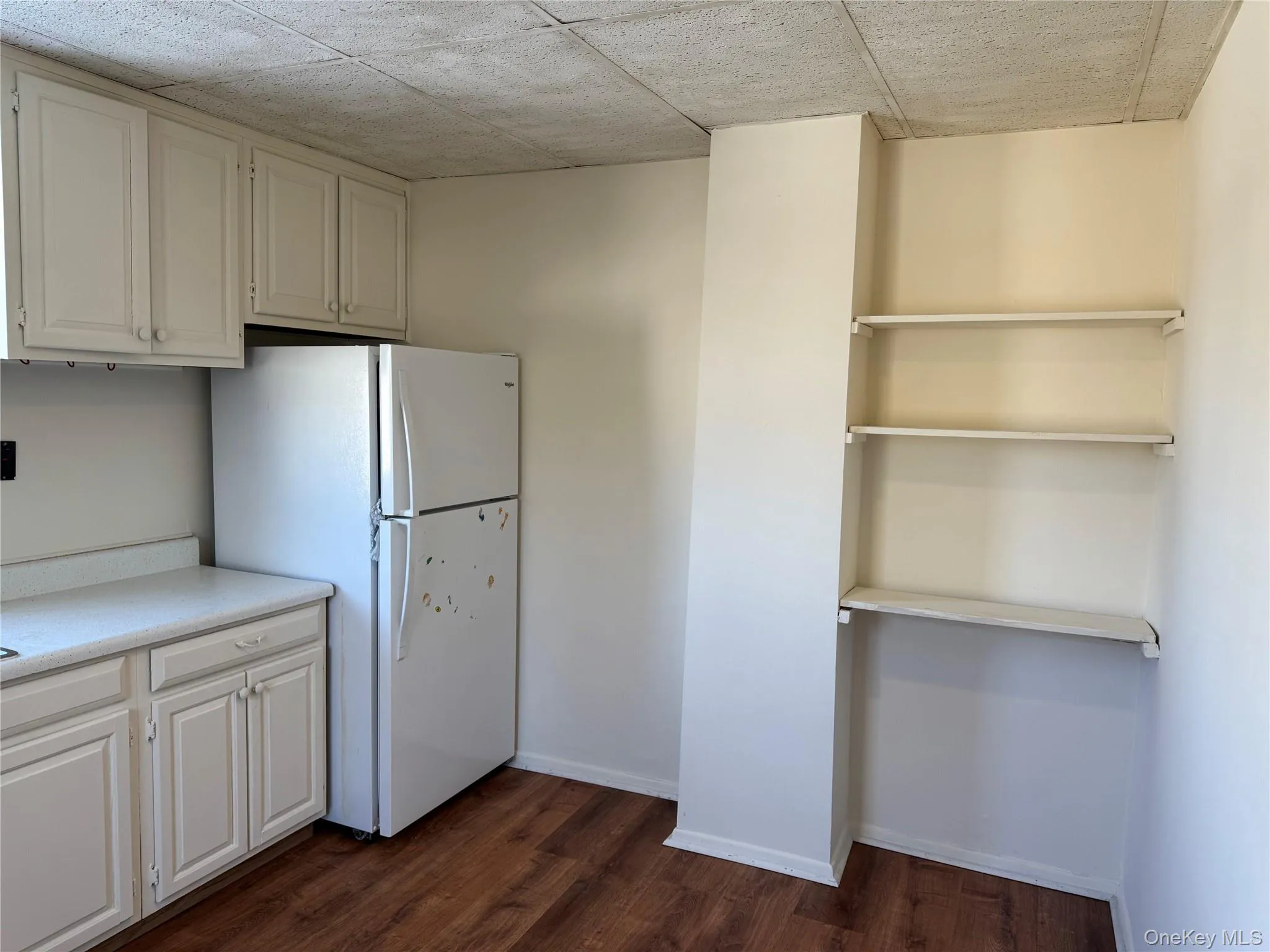 61 Nassau Avenue, Glen Cove, NY, 2 Bedrooms Bedrooms, 5 Rooms Rooms,1 BathroomBathrooms,Residential Lease,For Rent,Nassau,0,962355 61 Nassau Avenue, Glen Cove, NY, 2 Bedrooms Bedrooms, 5 Rooms Rooms,1 BathroomBathrooms,Residential Lease,For Rent,Nassau,0,962355