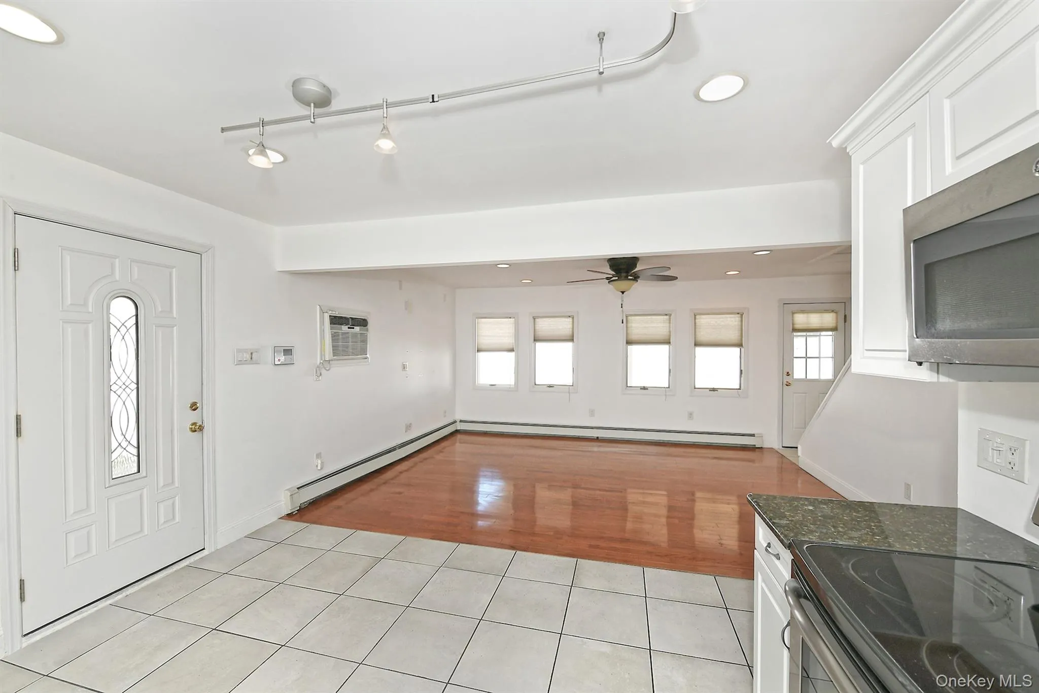 33 Robin, Hempstead, NY, 4 Bedrooms Bedrooms, 6 Rooms Rooms,2 BathroomsBathrooms,Residential Lease,For Rent,Robin,0,962384 33 Robin, Hempstead, NY, 4 Bedrooms Bedrooms, 6 Rooms Rooms,2 BathroomsBathrooms,Residential Lease,For Rent,Robin,0,962384