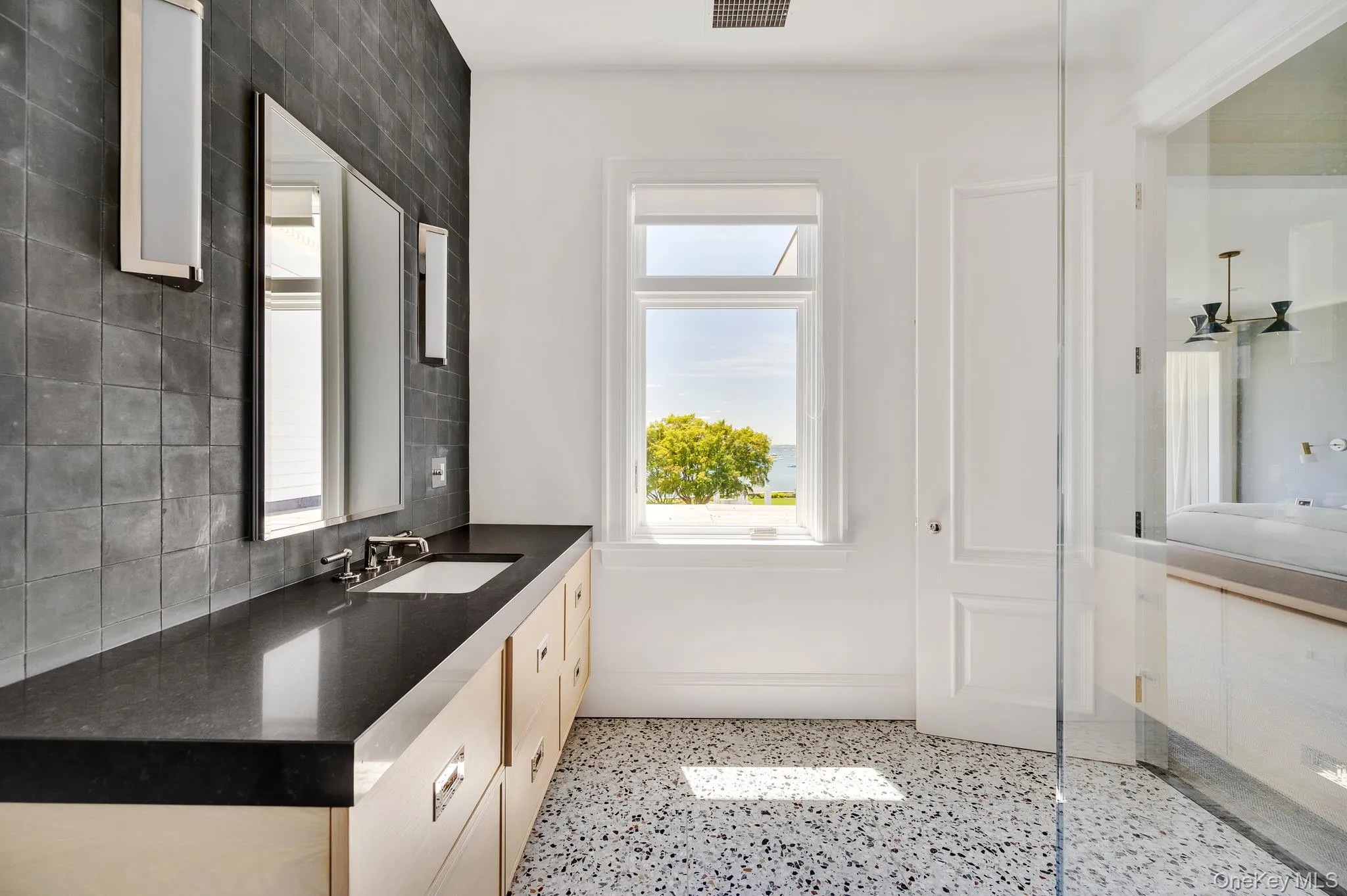 217 Hommocks Road, Mamaroneck, NY, 7 Bedrooms Bedrooms, 15 Rooms Rooms,9 BathroomsBathrooms,Residential,For Rent,Hommocks,0,962398 217 Hommocks Road, Mamaroneck, NY, 7 Bedrooms Bedrooms, 15 Rooms Rooms,9 BathroomsBathrooms,Residential,For Rent,Hommocks,0,962398
