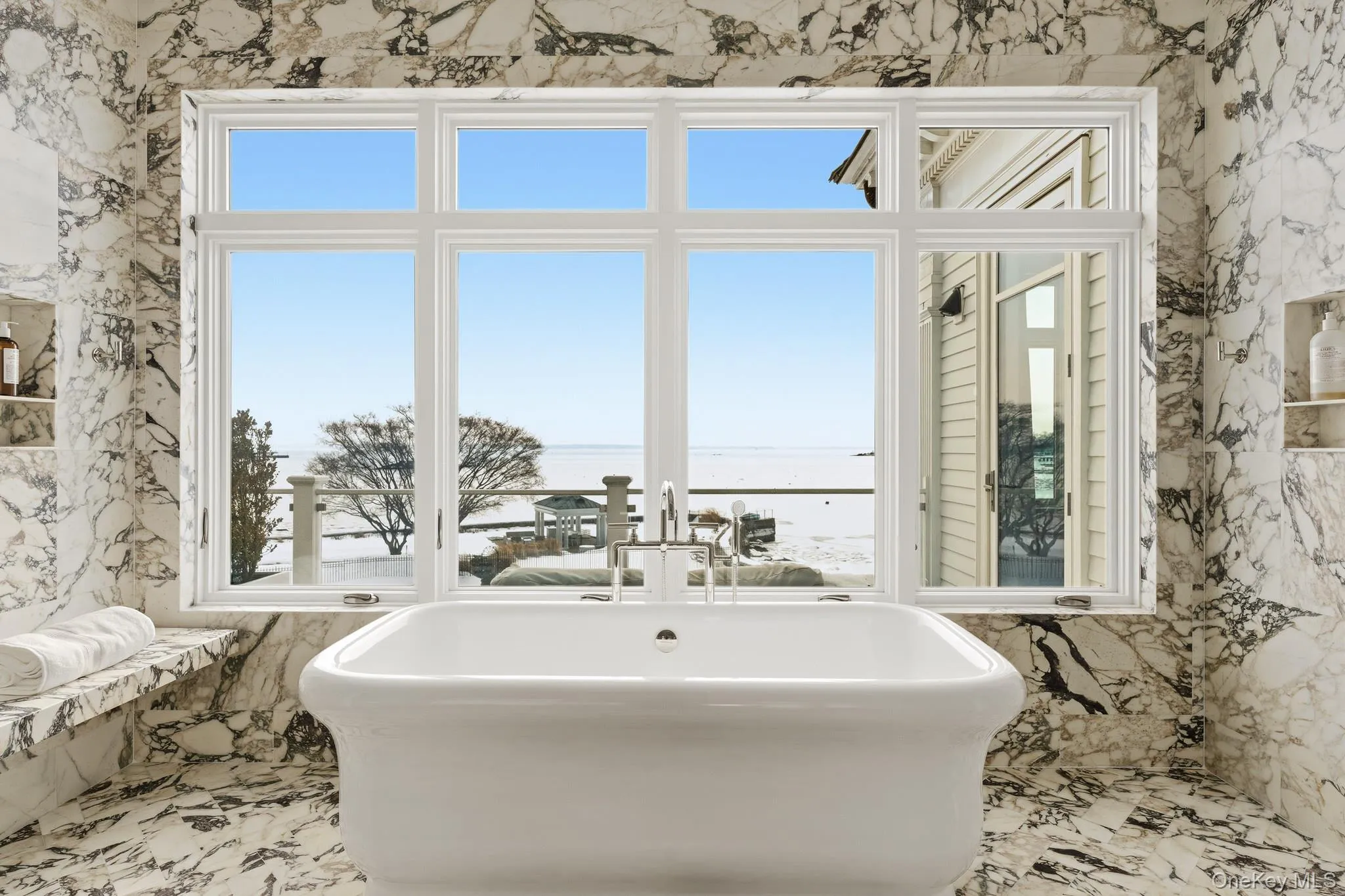 217 Hommocks Road, Mamaroneck, NY, 7 Bedrooms Bedrooms, 15 Rooms Rooms,9 BathroomsBathrooms,Residential,For Rent,Hommocks,0,962398 217 Hommocks Road, Mamaroneck, NY, 7 Bedrooms Bedrooms, 15 Rooms Rooms,9 BathroomsBathrooms,Residential,For Rent,Hommocks,0,962398