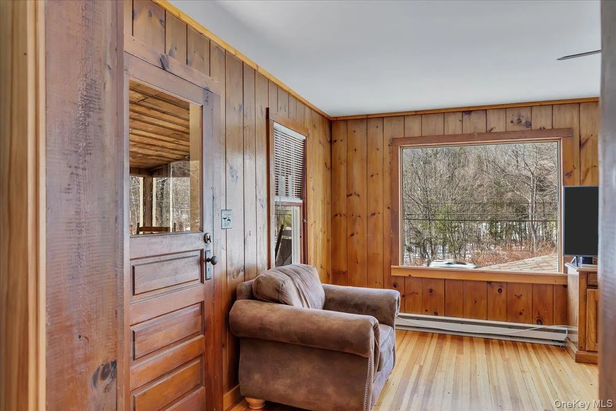 2876 Route 9, Lake George, NY, 2 Bedrooms Bedrooms, 6 Rooms Rooms,1 BathroomBathrooms,Residential,For Rent,Route 9,0,962444 2876 Route 9, Lake George, NY, 2 Bedrooms Bedrooms, 6 Rooms Rooms,1 BathroomBathrooms,Residential,For Rent,Route 9,0,962444