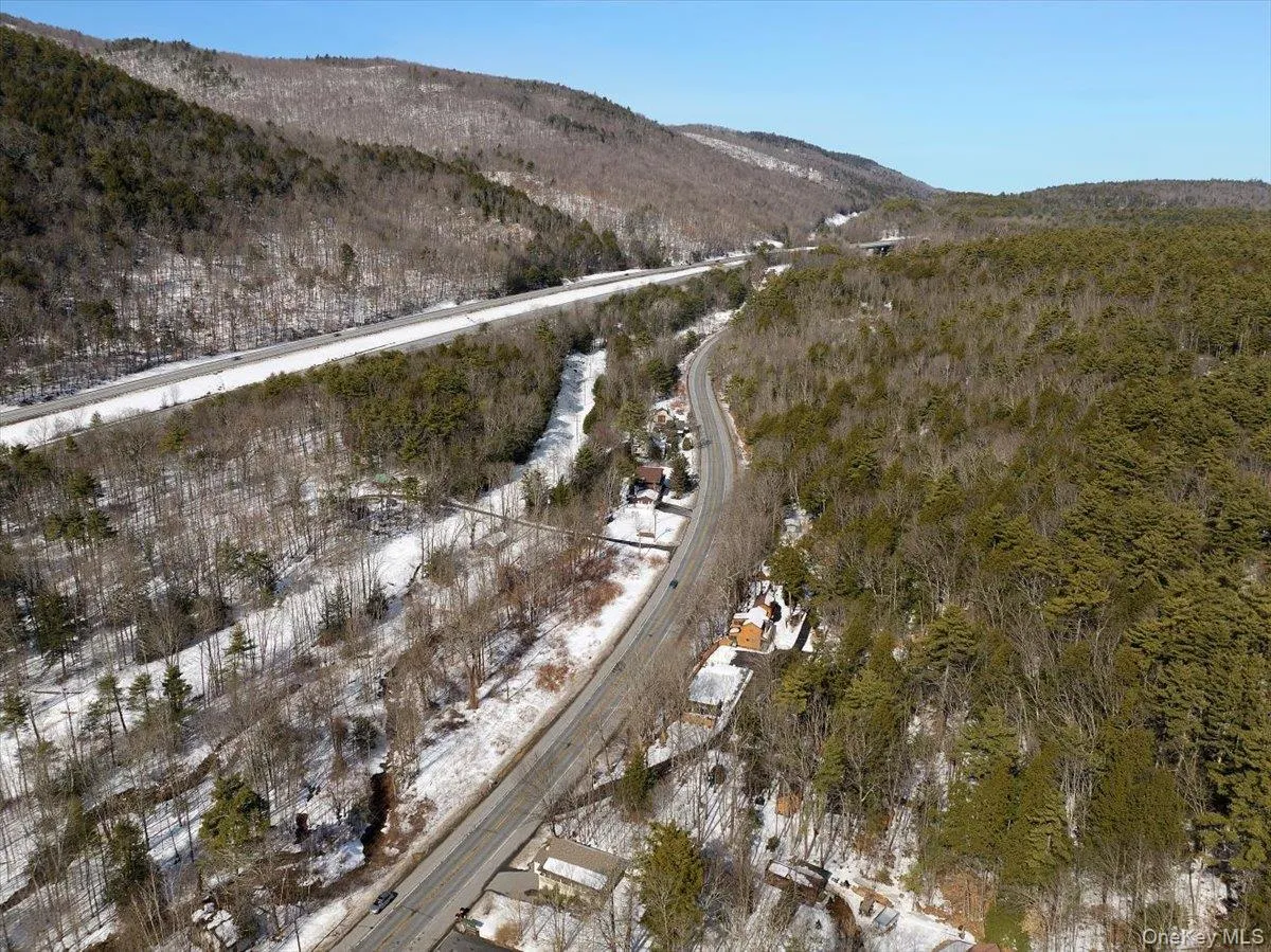 2876 Route 9, Lake George, NY, 2 Bedrooms Bedrooms, 6 Rooms Rooms,1 BathroomBathrooms,Residential,For Rent,Route 9,0,962444 2876 Route 9, Lake George, NY, 2 Bedrooms Bedrooms, 6 Rooms Rooms,1 BathroomBathrooms,Residential,For Rent,Route 9,0,962444