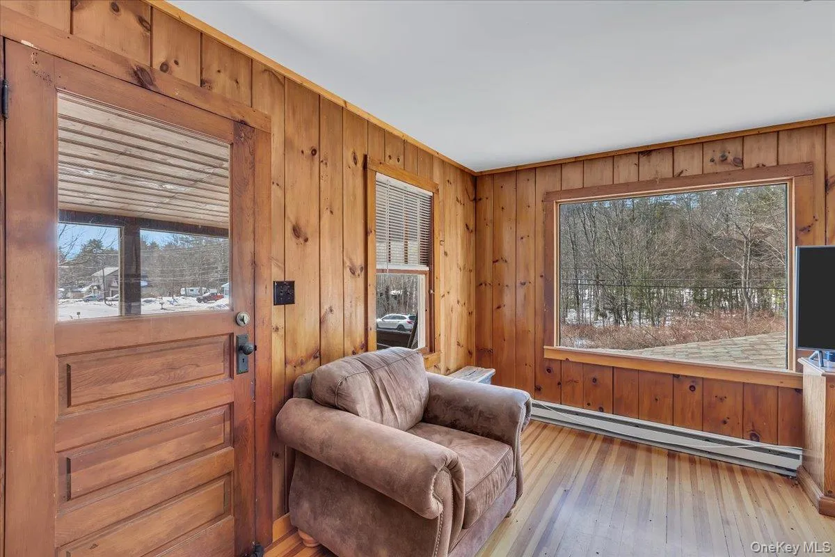 2876 Route 9, Lake George, NY, 2 Bedrooms Bedrooms, 6 Rooms Rooms,1 BathroomBathrooms,Residential,For Rent,Route 9,0,962444 2876 Route 9, Lake George, NY, 2 Bedrooms Bedrooms, 6 Rooms Rooms,1 BathroomBathrooms,Residential,For Rent,Route 9,0,962444