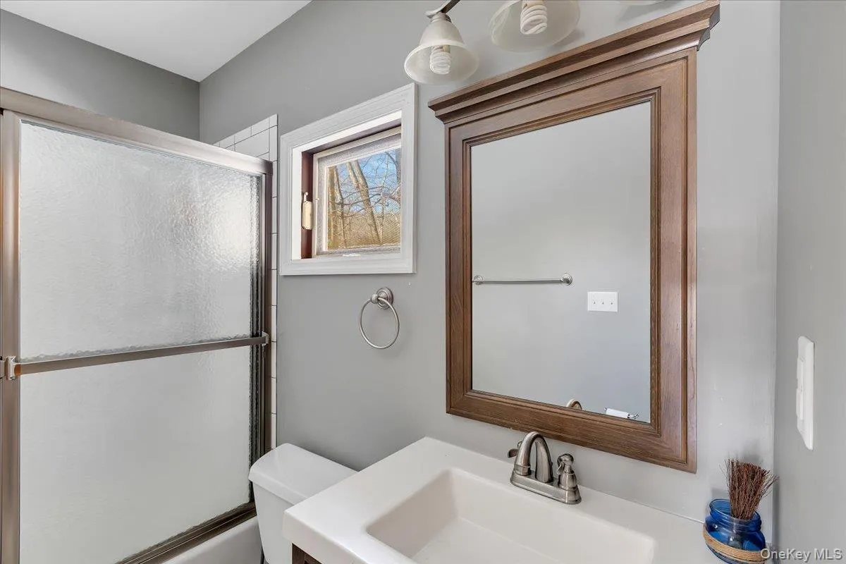 2876 Route 9, Lake George, NY, 2 Bedrooms Bedrooms, 6 Rooms Rooms,1 BathroomBathrooms,Residential,For Rent,Route 9,0,962444 2876 Route 9, Lake George, NY, 2 Bedrooms Bedrooms, 6 Rooms Rooms,1 BathroomBathrooms,Residential,For Rent,Route 9,0,962444