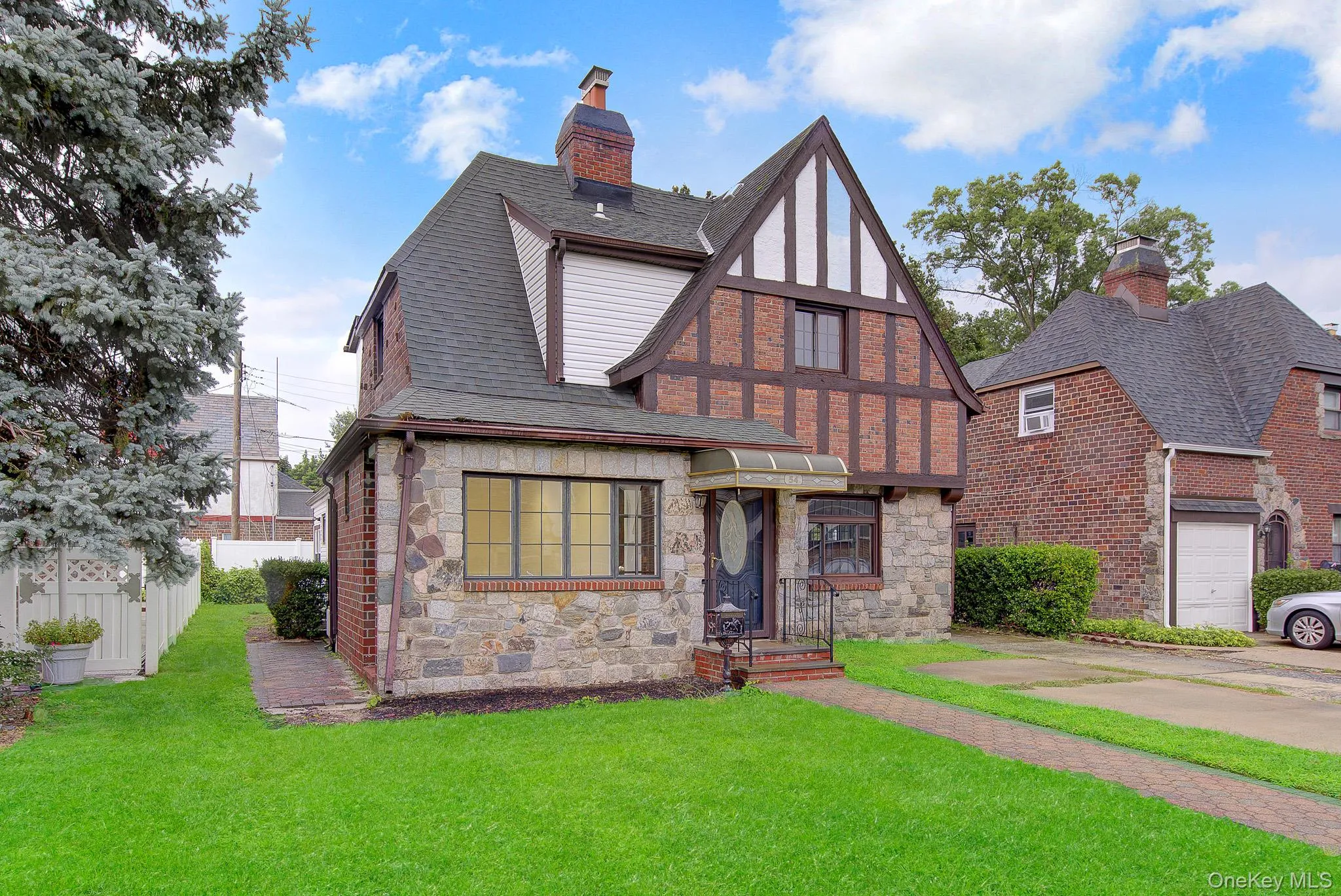 54 Surrey Lane, Hempstead, NY, 3 Bedrooms Bedrooms, 7 Rooms Rooms,1 BathroomBathrooms,Residential,For Rent,Surrey,0,962454 54 Surrey Lane, Hempstead, NY, 3 Bedrooms Bedrooms, 7 Rooms Rooms,1 BathroomBathrooms,Residential,For Rent,Surrey,0,962454