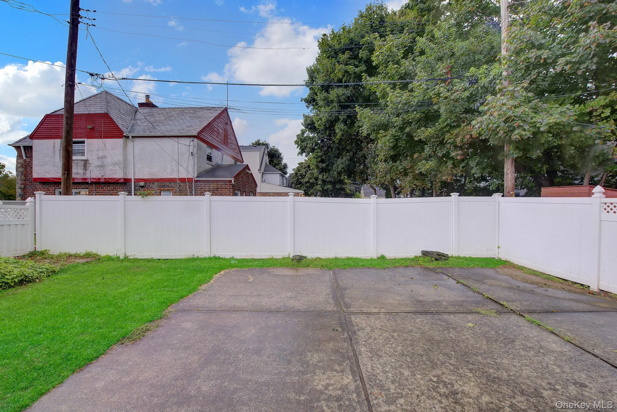 54 Surrey Lane, Hempstead, NY, 3 Bedrooms Bedrooms, 7 Rooms Rooms,1 BathroomBathrooms,Residential,For Rent,Surrey,0,962454 54 Surrey Lane, Hempstead, NY, 3 Bedrooms Bedrooms, 7 Rooms Rooms,1 BathroomBathrooms,Residential,For Rent,Surrey,0,962454