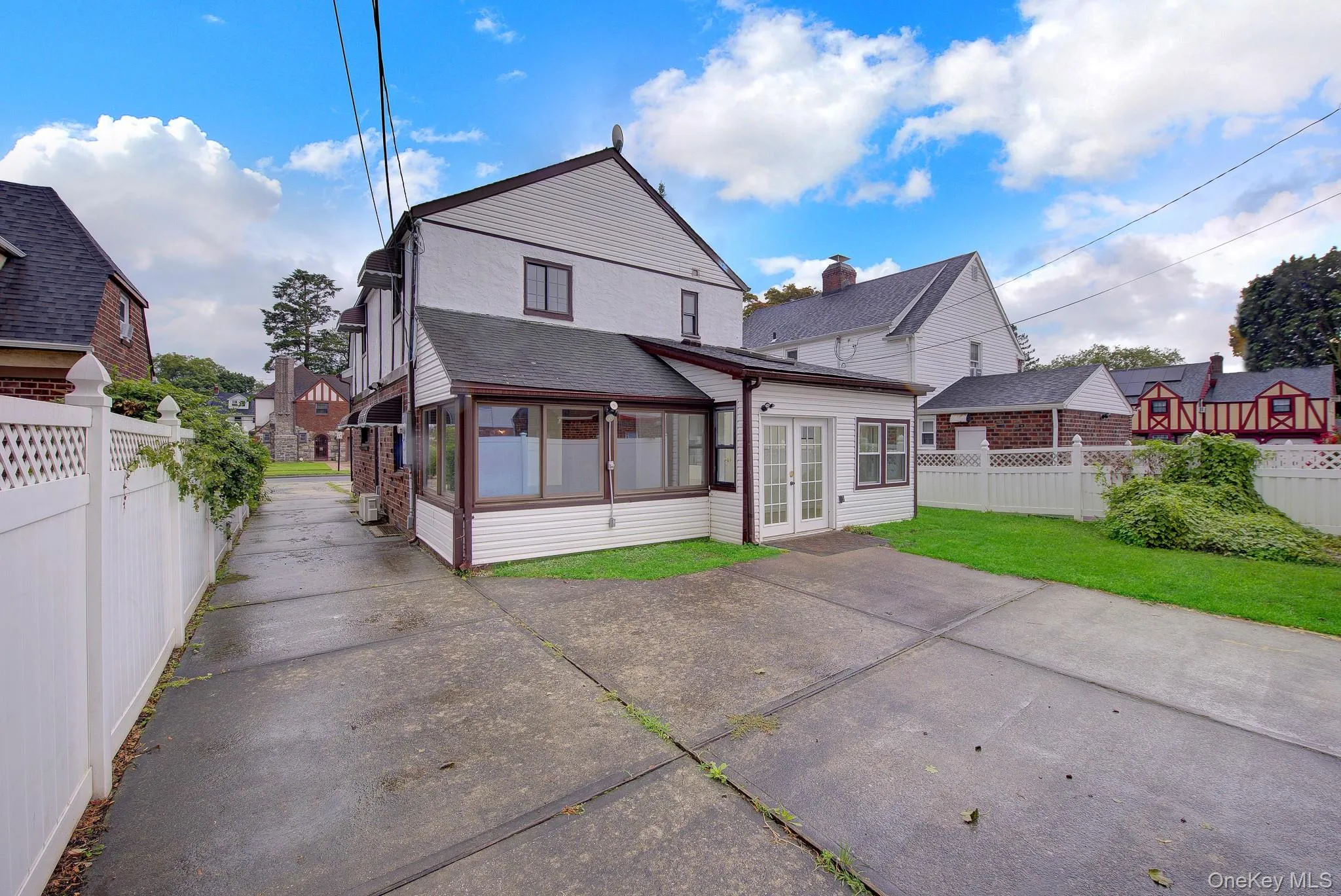 54 Surrey Lane, Hempstead, NY, 3 Bedrooms Bedrooms, 7 Rooms Rooms,1 BathroomBathrooms,Residential,For Rent,Surrey,0,962454 54 Surrey Lane, Hempstead, NY, 3 Bedrooms Bedrooms, 7 Rooms Rooms,1 BathroomBathrooms,Residential,For Rent,Surrey,0,962454