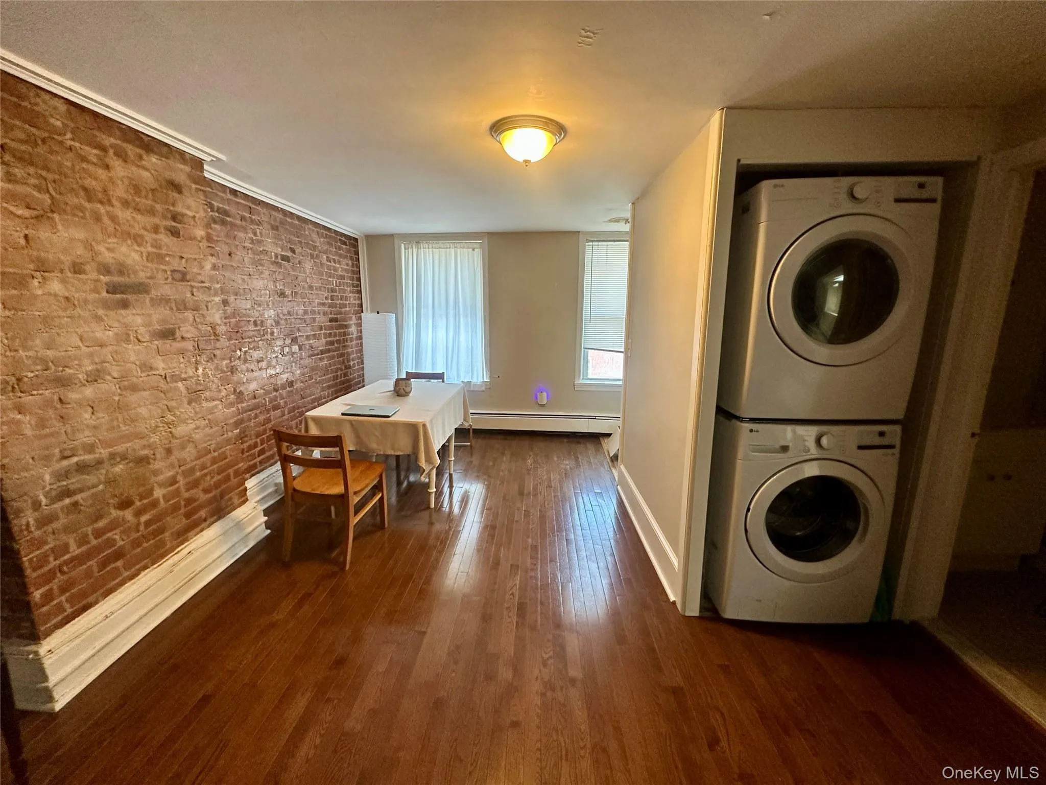 118 Main Street, Orangetown, NY, 2 Bedrooms Bedrooms, 4 Rooms Rooms,1 BathroomBathrooms,Residential Lease,For Rent,Main,0,962460 118 Main Street, Orangetown, NY, 2 Bedrooms Bedrooms, 4 Rooms Rooms,1 BathroomBathrooms,Residential Lease,For Rent,Main,0,962460