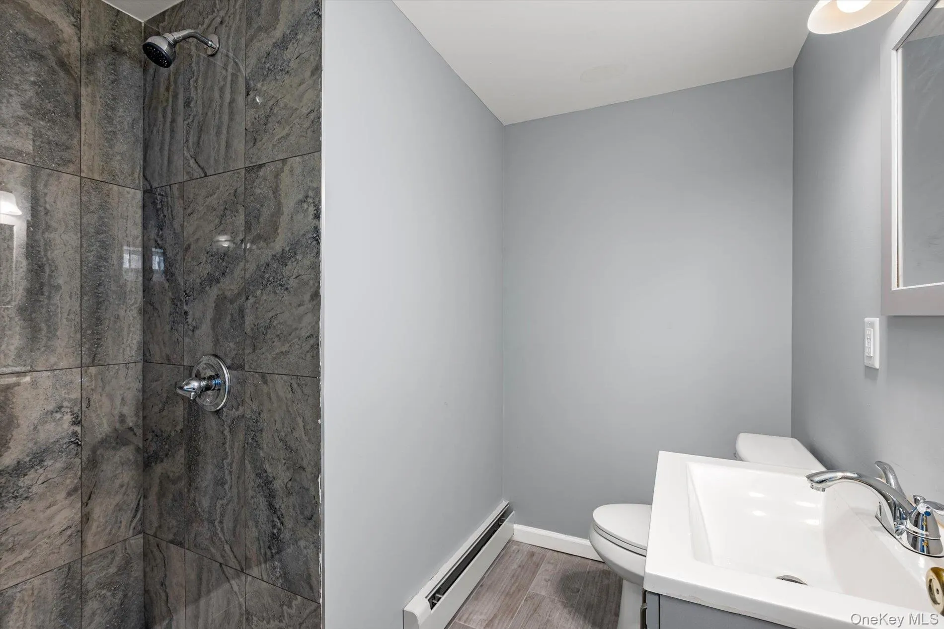 93 Garfield Boulevard, Babylon, NY, 3 Bedrooms Bedrooms, 6 Rooms Rooms,2 BathroomsBathrooms,Residential Lease,For Rent,Garfield,0,962505 93 Garfield Boulevard, Babylon, NY, 3 Bedrooms Bedrooms, 6 Rooms Rooms,2 BathroomsBathrooms,Residential Lease,For Rent,Garfield,0,962505