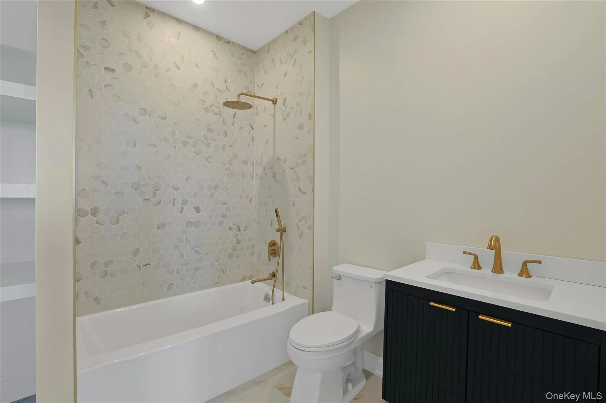 77 Broadway, Orangetown, NY, 2 Bedrooms Bedrooms, 6 Rooms Rooms,1 BathroomBathrooms,Residential Lease,For Rent,Broadway,0,962509 77 Broadway, Orangetown, NY, 2 Bedrooms Bedrooms, 6 Rooms Rooms,1 BathroomBathrooms,Residential Lease,For Rent,Broadway,0,962509