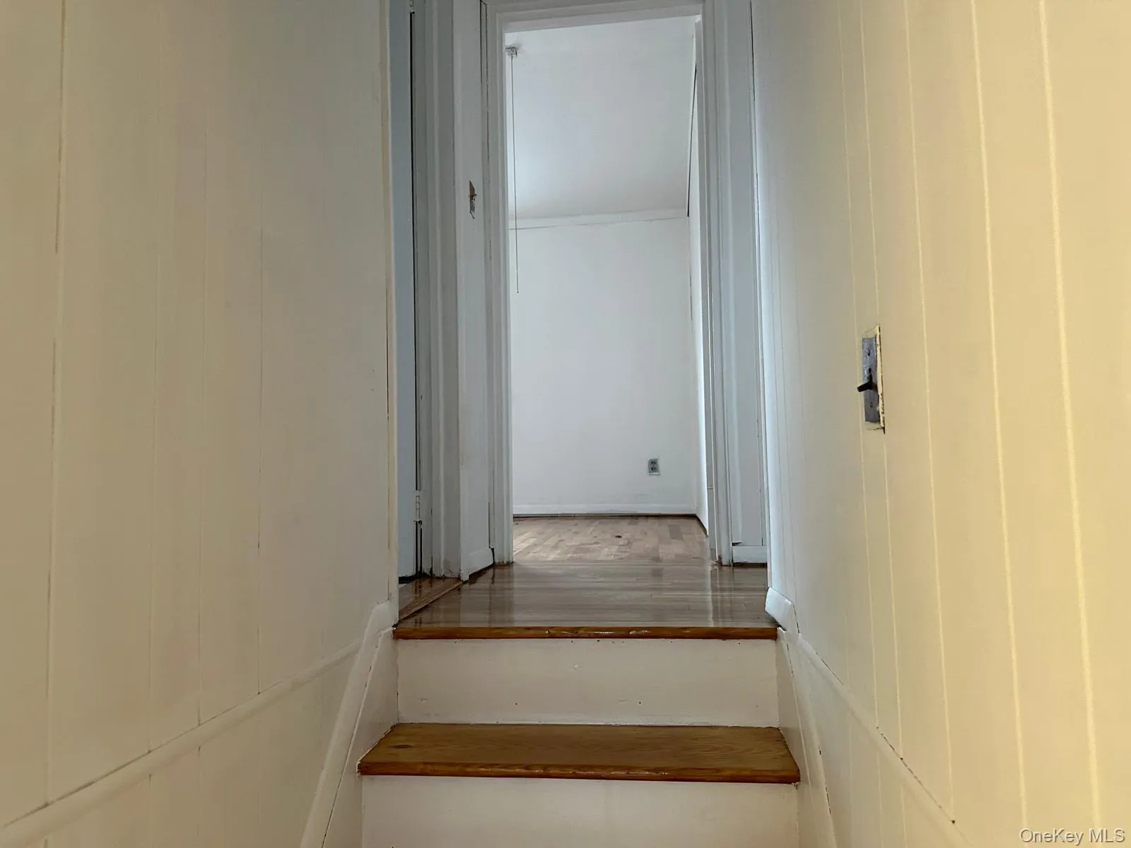 109 Pratt Street, West Babylon, NY, 4 Bedrooms Bedrooms, 7 Rooms Rooms,2 BathroomsBathrooms,Residential Lease,For Rent,Pratt,0,962514 109 Pratt Street, West Babylon, NY, 4 Bedrooms Bedrooms, 7 Rooms Rooms,2 BathroomsBathrooms,Residential Lease,For Rent,Pratt,0,962514