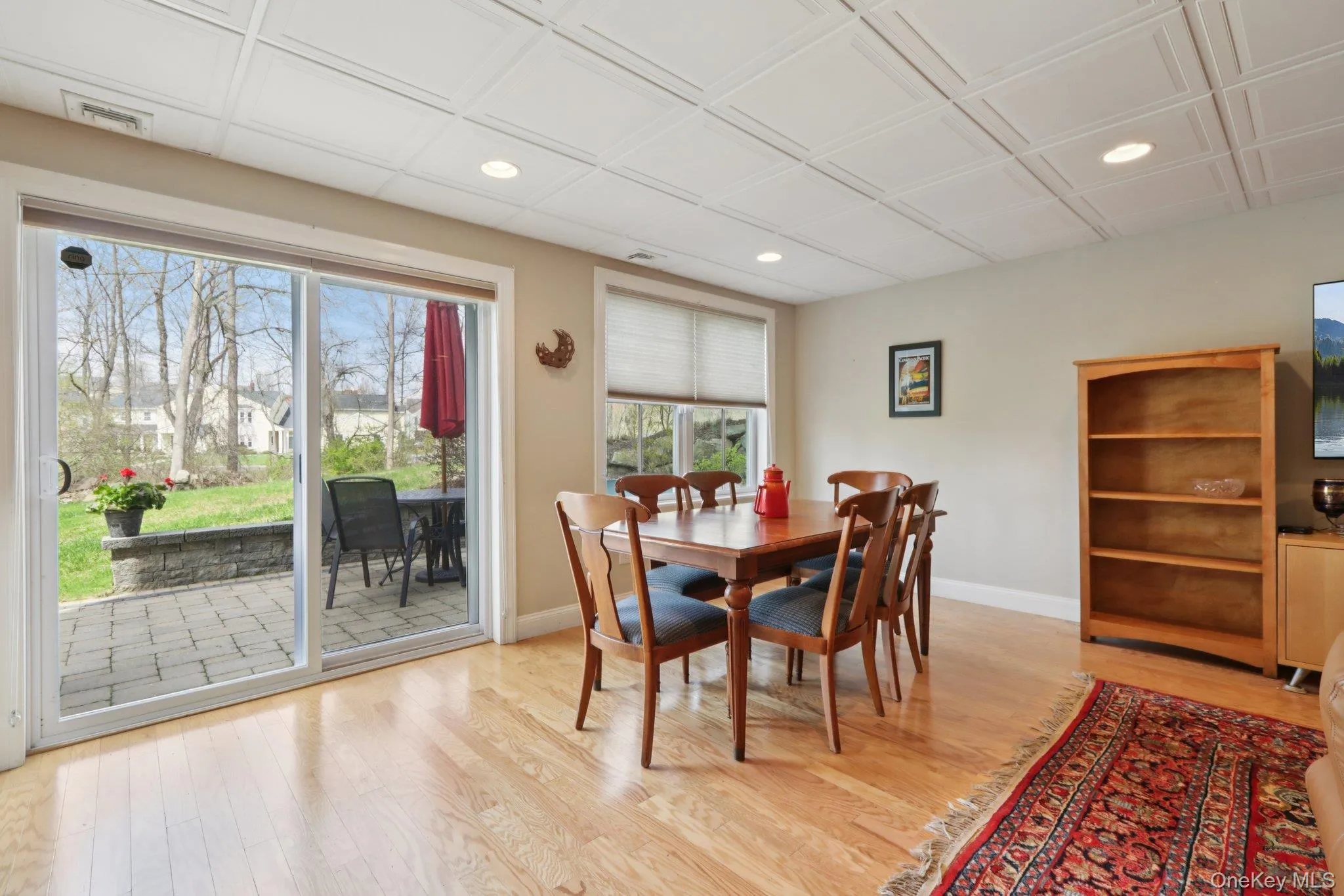 Direct backyard access, ideal for outdoor entertaining Direct backyard access, ideal for outdoor entertaining