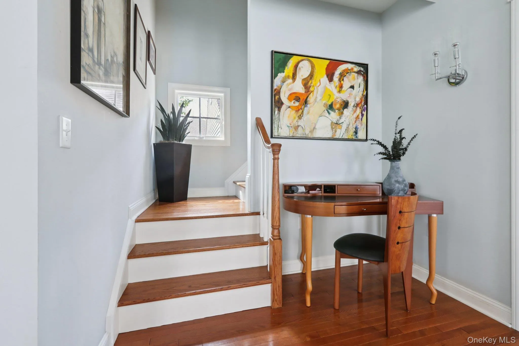 Let's take the easy staircase with two landings providing comfortable access between floors Let's take the easy staircase with two landings providing comfortable access between floors