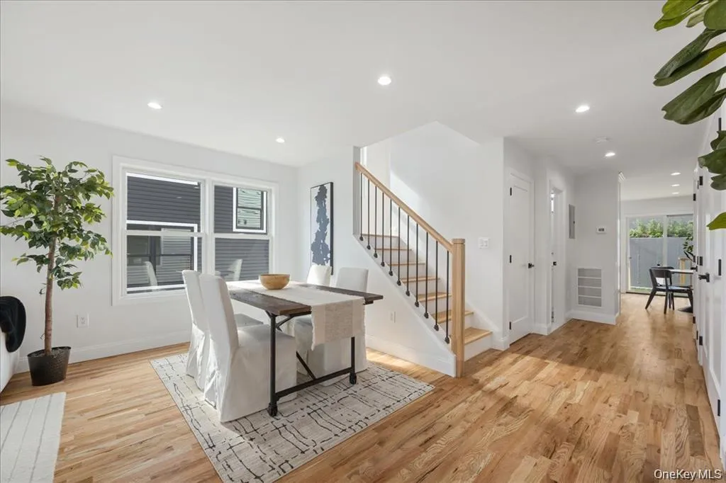 89 Thurton Place, Yonkers, NY, 3 Bedrooms Bedrooms, 8 Rooms Rooms,4 BathroomsBathrooms,Residential Lease,For Rent,Thurton,0,962527 89 Thurton Place, Yonkers, NY, 3 Bedrooms Bedrooms, 8 Rooms Rooms,4 BathroomsBathrooms,Residential Lease,For Rent,Thurton,0,962527