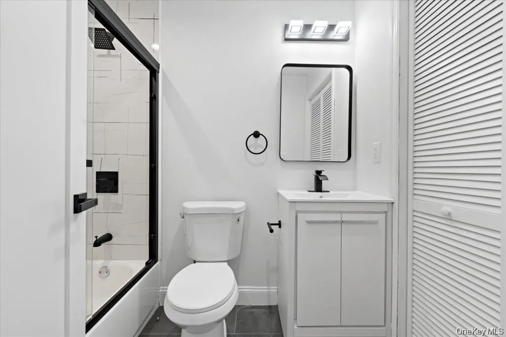 89 Thurton Place, Yonkers, NY, 3 Bedrooms Bedrooms, 8 Rooms Rooms,4 BathroomsBathrooms,Residential Lease,For Rent,Thurton,0,962534 89 Thurton Place, Yonkers, NY, 3 Bedrooms Bedrooms, 8 Rooms Rooms,4 BathroomsBathrooms,Residential Lease,For Rent,Thurton,0,962534