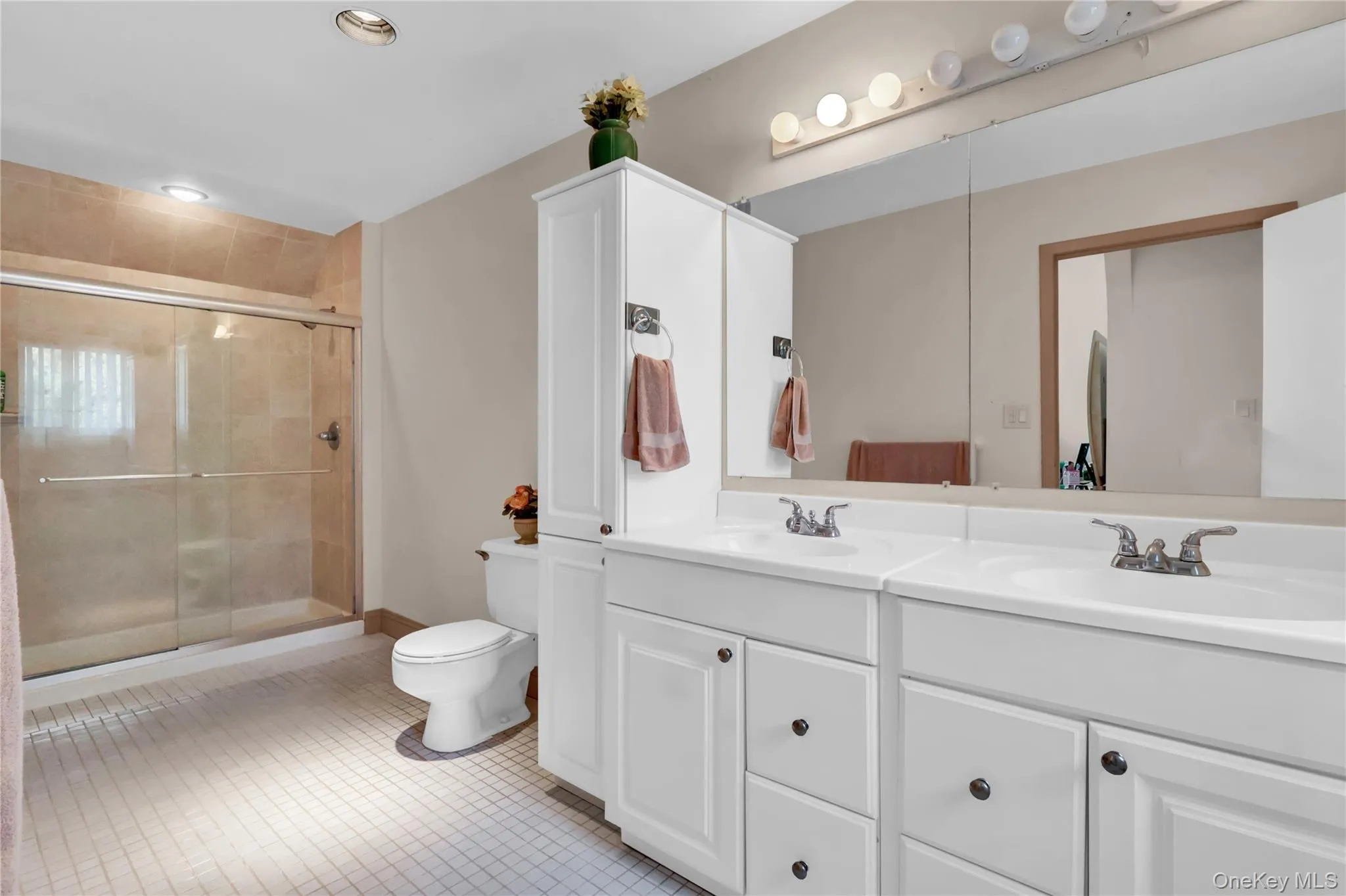 49 Dolphin Lane, Babylon, NY, 5 Bedrooms Bedrooms, 11 Rooms Rooms,3 BathroomsBathrooms,Residential,For Rent,Dolphin,0,962537 49 Dolphin Lane, Babylon, NY, 5 Bedrooms Bedrooms, 11 Rooms Rooms,3 BathroomsBathrooms,Residential,For Rent,Dolphin,0,962537