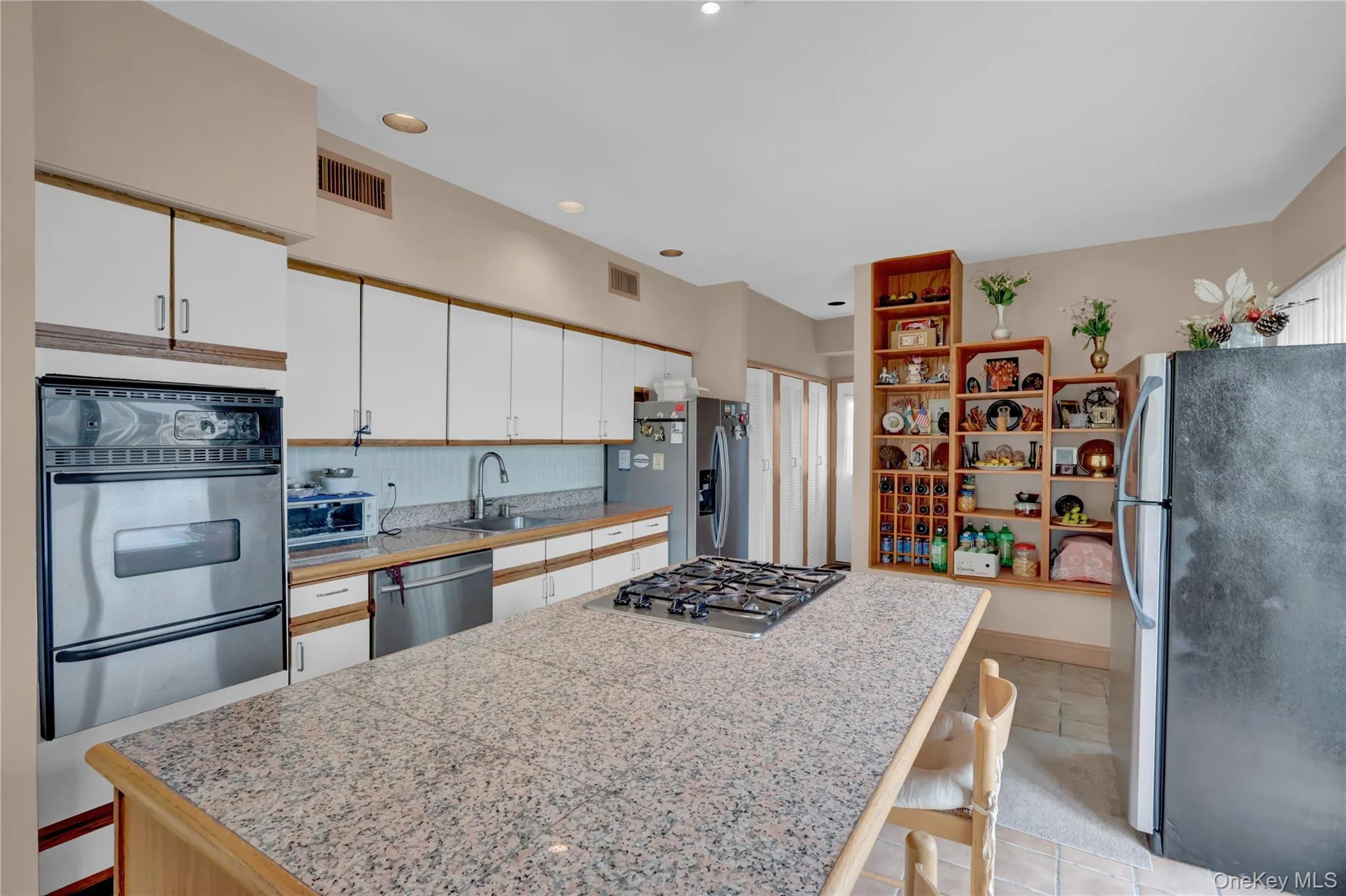 49 Dolphin Lane, Babylon, NY, 5 Bedrooms Bedrooms, 11 Rooms Rooms,3 BathroomsBathrooms,Residential,For Rent,Dolphin,0,962537 49 Dolphin Lane, Babylon, NY, 5 Bedrooms Bedrooms, 11 Rooms Rooms,3 BathroomsBathrooms,Residential,For Rent,Dolphin,0,962537