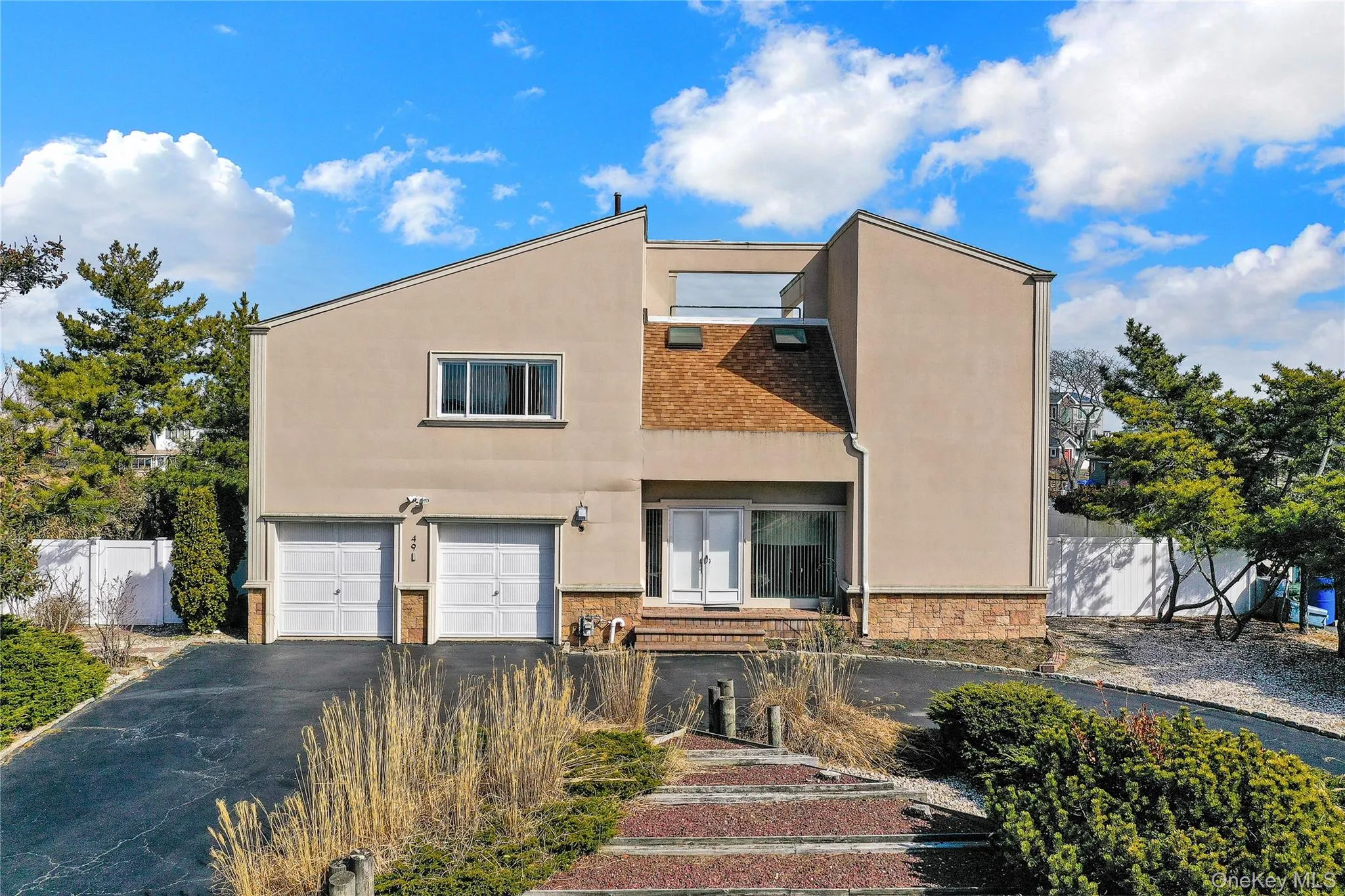 49 Dolphin Lane, Babylon, NY, 5 Bedrooms Bedrooms, 11 Rooms Rooms,3 BathroomsBathrooms,Residential,For Rent,Dolphin,0,962537 49 Dolphin Lane, Babylon, NY, 5 Bedrooms Bedrooms, 11 Rooms Rooms,3 BathroomsBathrooms,Residential,For Rent,Dolphin,0,962537