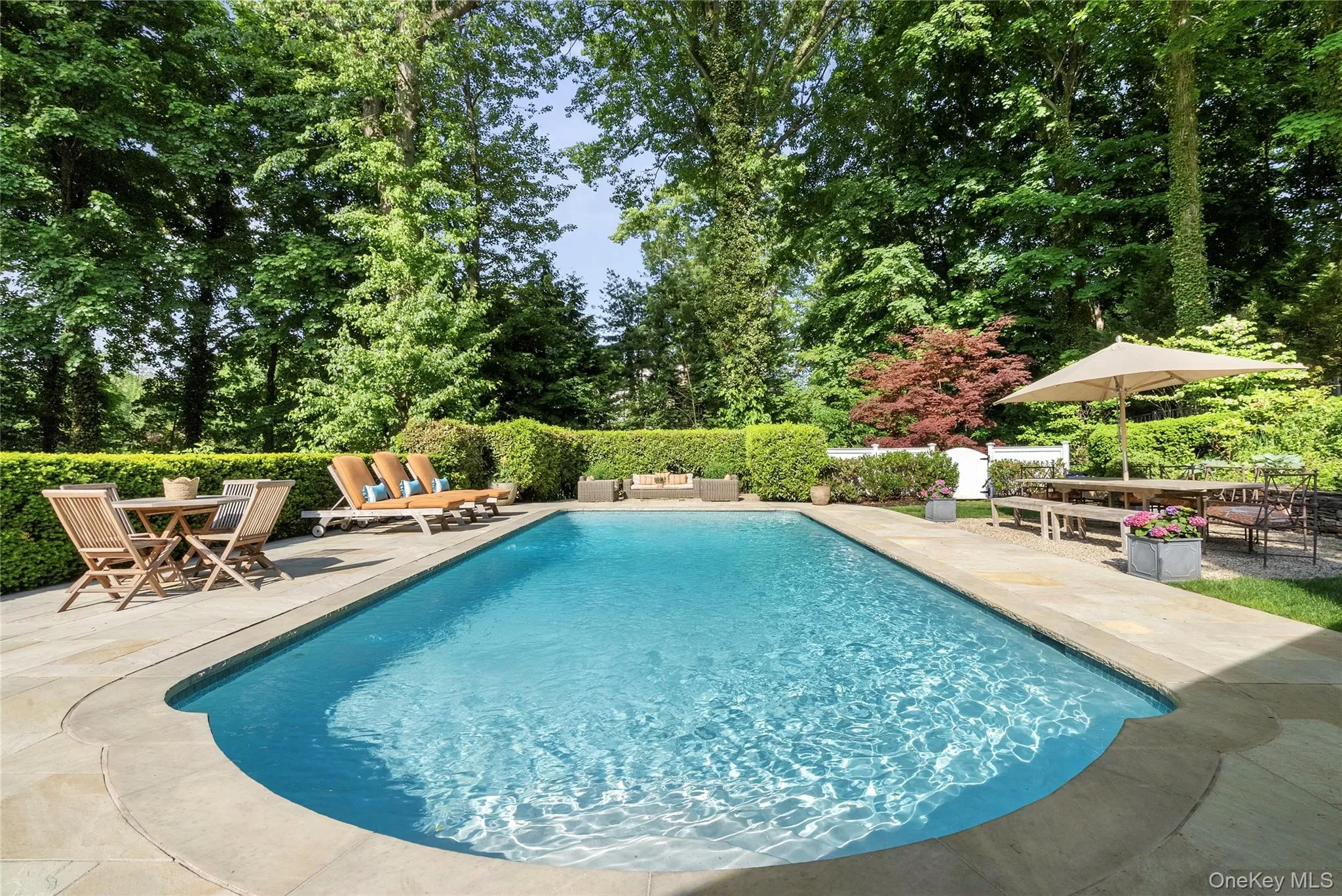 39 Barkers Point Road, North Hempstead, NY, 5 Bedrooms Bedrooms, 9 Rooms Rooms,3 BathroomsBathrooms,Residential,For Rent,Barkers Point,0,962546 39 Barkers Point Road, North Hempstead, NY, 5 Bedrooms Bedrooms, 9 Rooms Rooms,3 BathroomsBathrooms,Residential,For Rent,Barkers Point,0,962546