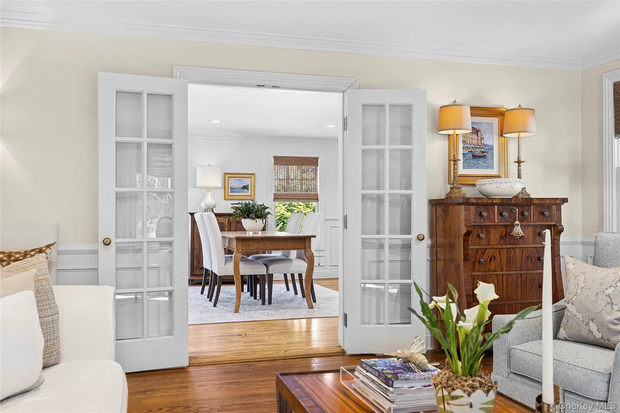 Living Room Into Dining Room/Family Room Living Room Into Dining Room/Family Room