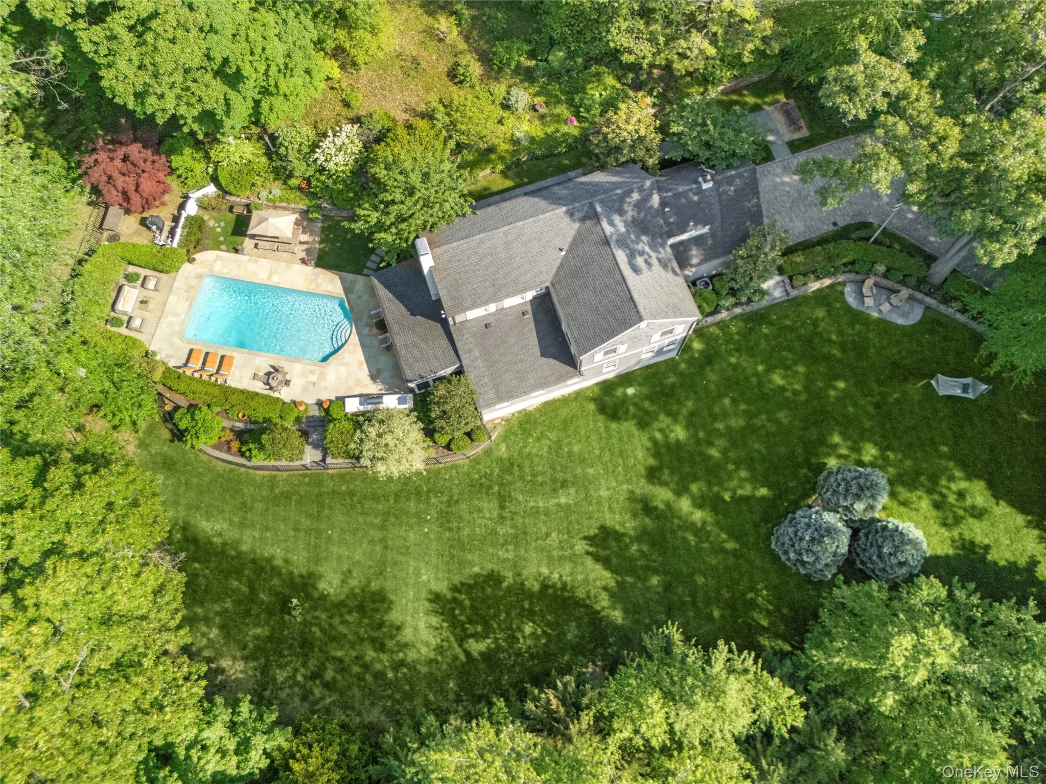 39 Barkers Point Road, North Hempstead, NY, 5 Bedrooms Bedrooms, 9 Rooms Rooms,3 BathroomsBathrooms,Residential,For Rent,Barkers Point,0,962546 39 Barkers Point Road, North Hempstead, NY, 5 Bedrooms Bedrooms, 9 Rooms Rooms,3 BathroomsBathrooms,Residential,For Rent,Barkers Point,0,962546
