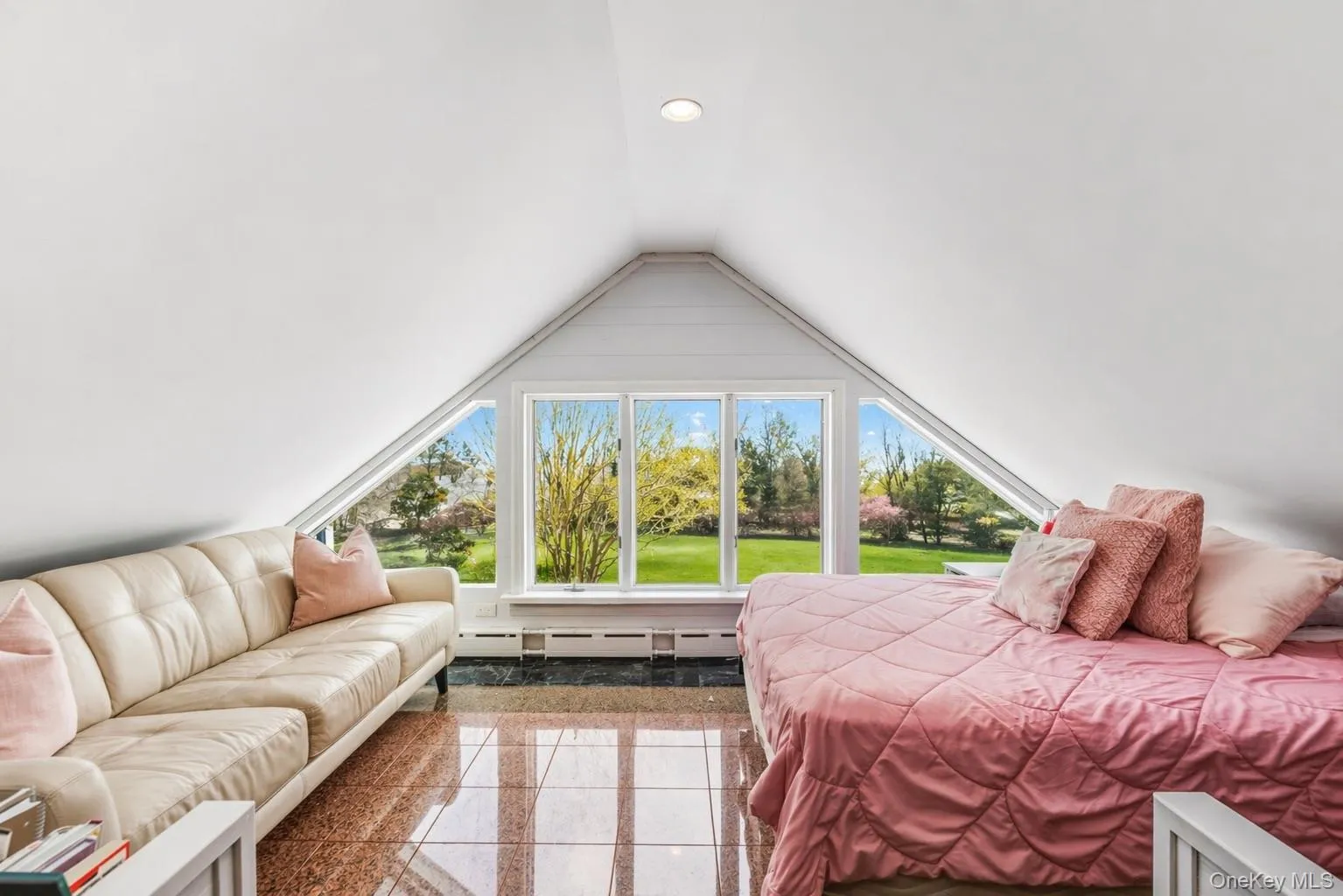 19 Frost Creek Drive, Oyster Bay, NY, 7 Bedrooms Bedrooms, 11 Rooms Rooms,4 BathroomsBathrooms,Residential,For Rent,Frost Creek,0,962548 19 Frost Creek Drive, Oyster Bay, NY, 7 Bedrooms Bedrooms, 11 Rooms Rooms,4 BathroomsBathrooms,Residential,For Rent,Frost Creek,0,962548