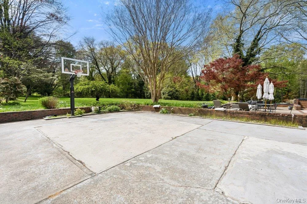 19 Frost Creek Drive, Oyster Bay, NY, 7 Bedrooms Bedrooms, 11 Rooms Rooms,4 BathroomsBathrooms,Residential,For Rent,Frost Creek,0,962548 19 Frost Creek Drive, Oyster Bay, NY, 7 Bedrooms Bedrooms, 11 Rooms Rooms,4 BathroomsBathrooms,Residential,For Rent,Frost Creek,0,962548