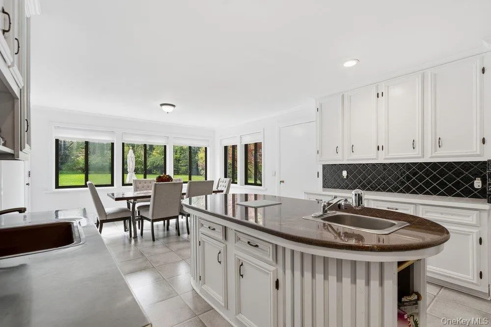 19 Frost Creek Drive, Oyster Bay, NY, 7 Bedrooms Bedrooms, 11 Rooms Rooms,4 BathroomsBathrooms,Residential,For Rent,Frost Creek,0,962548 19 Frost Creek Drive, Oyster Bay, NY, 7 Bedrooms Bedrooms, 11 Rooms Rooms,4 BathroomsBathrooms,Residential,For Rent,Frost Creek,0,962548