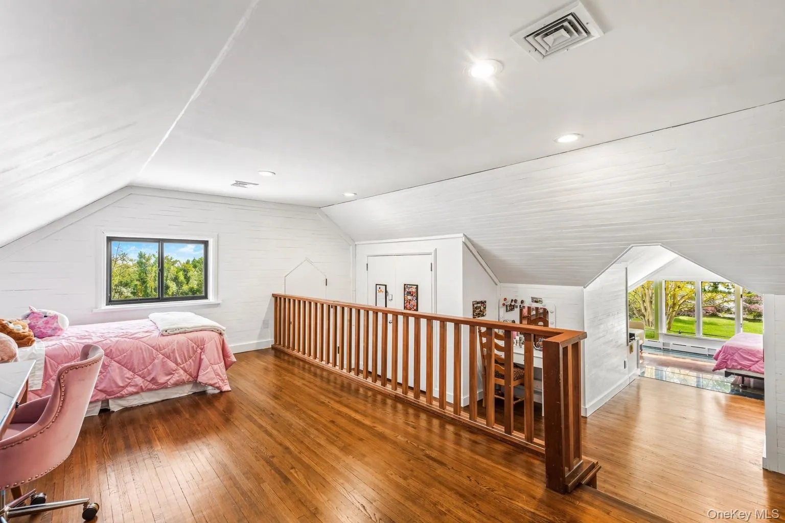 19 Frost Creek Drive, Oyster Bay, NY, 7 Bedrooms Bedrooms, 11 Rooms Rooms,4 BathroomsBathrooms,Residential,For Rent,Frost Creek,0,962548 19 Frost Creek Drive, Oyster Bay, NY, 7 Bedrooms Bedrooms, 11 Rooms Rooms,4 BathroomsBathrooms,Residential,For Rent,Frost Creek,0,962548
